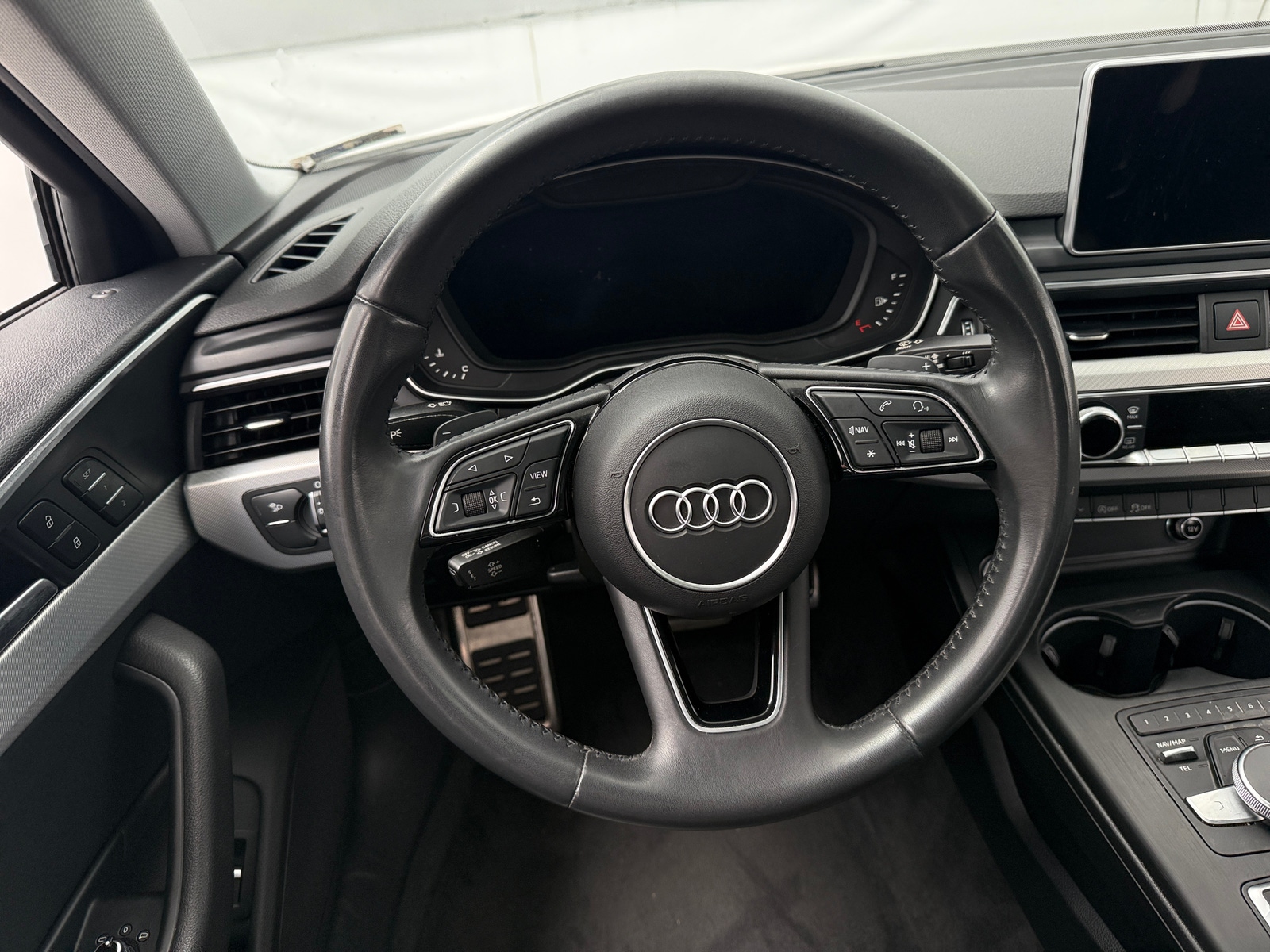 Thumbnail: 2018 Audi A4 - 4