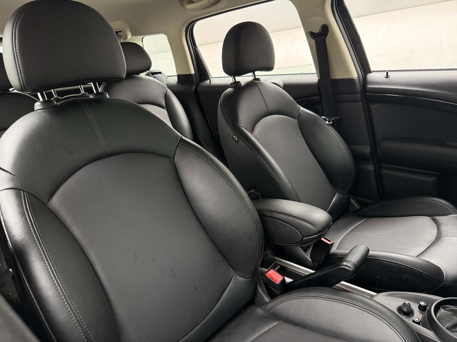 Thumbnail: 2016 MINI Cooper Countryman - 2