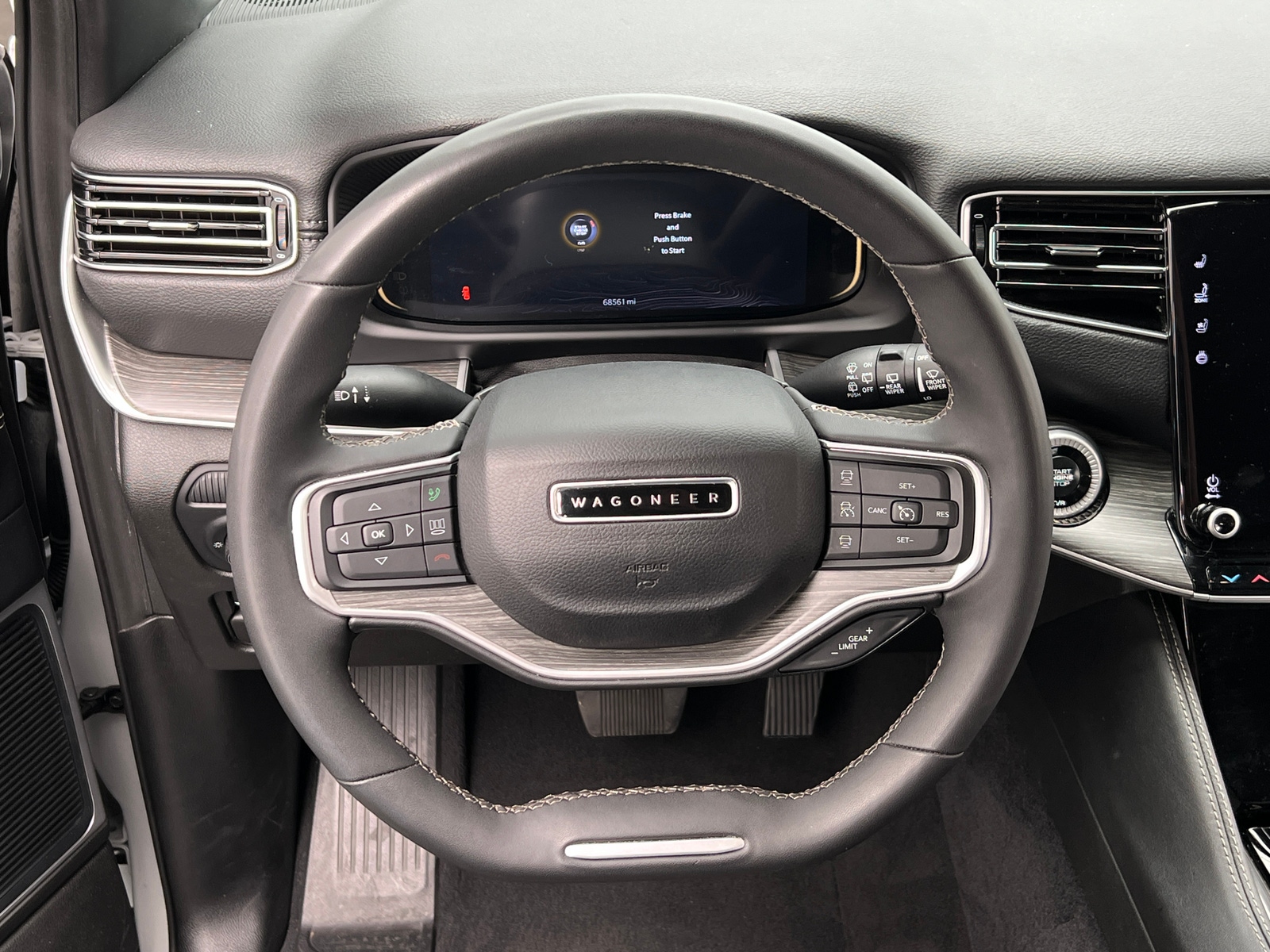 Thumbnail: 2024 Jeep Wagoneer - 4