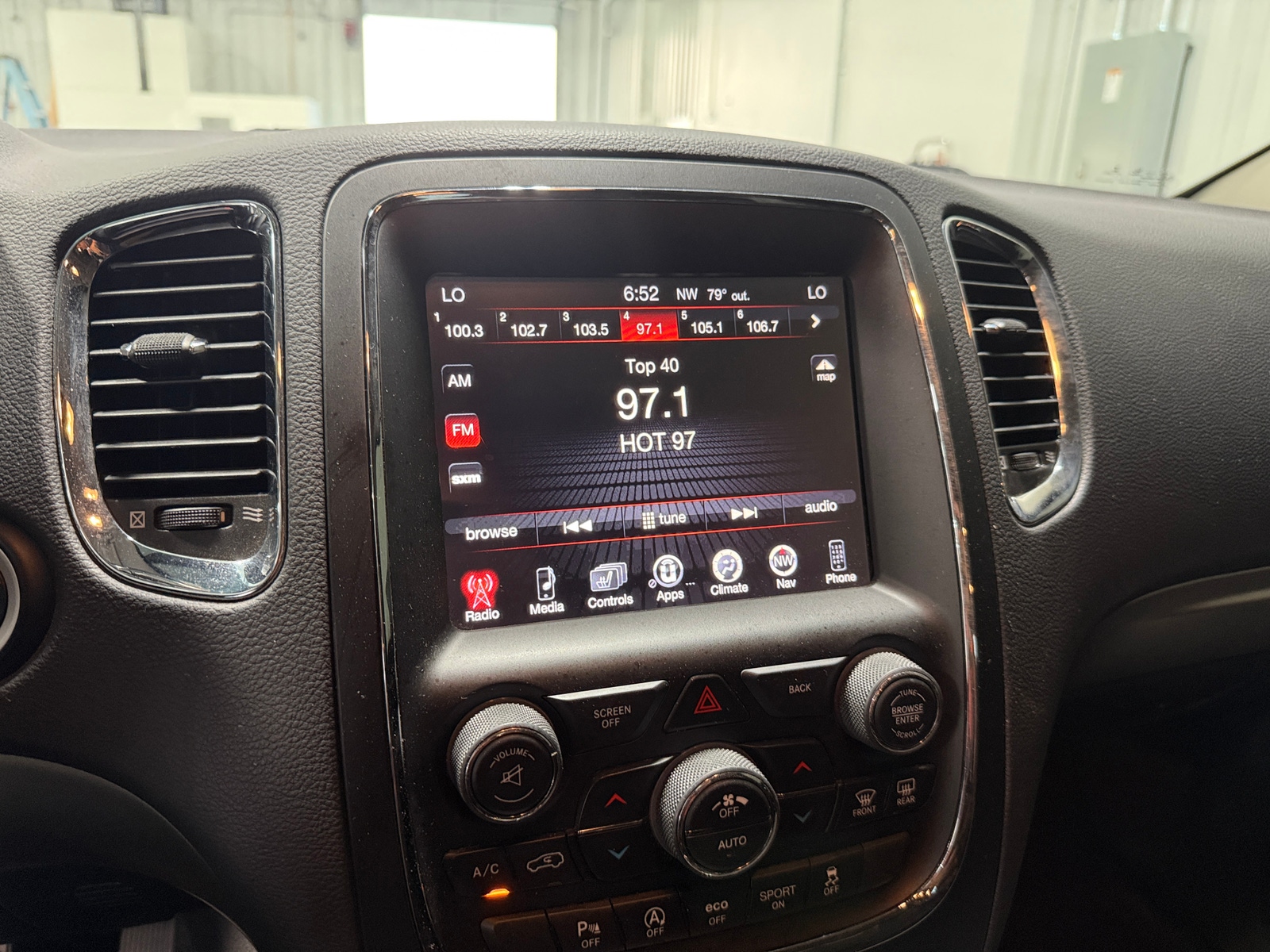 Thumbnail: 2016 Dodge Durango - 4