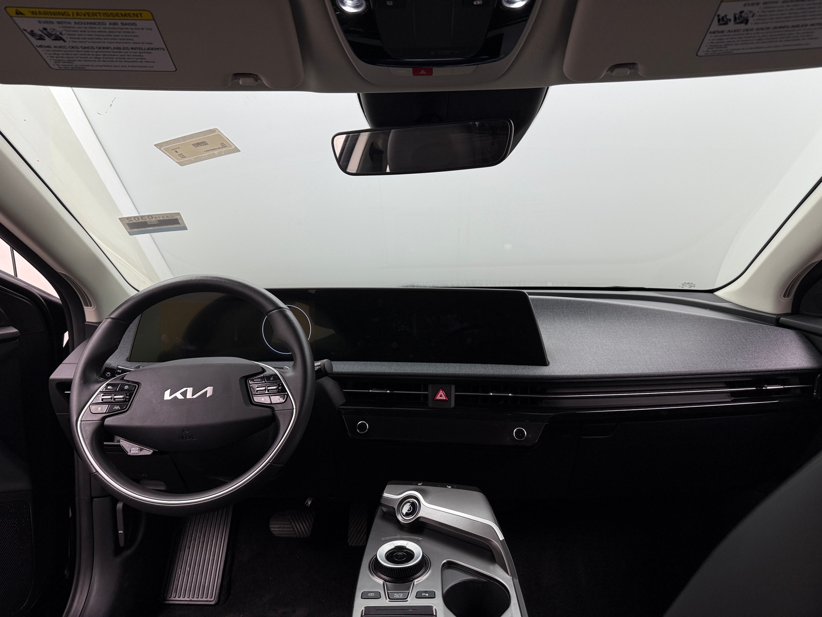 Thumbnail: 2024 Kia EV6 - 2