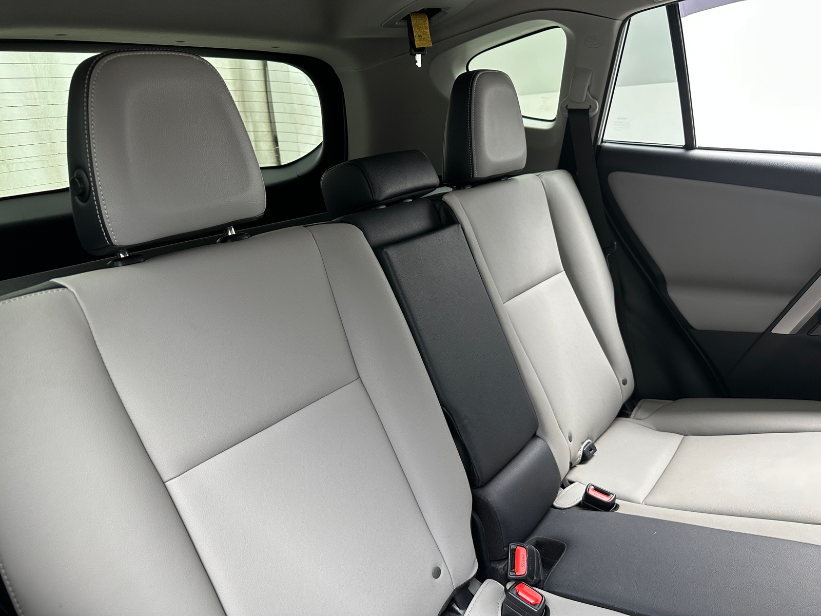 Thumbnail: 2017 Toyota RAV4 - 5