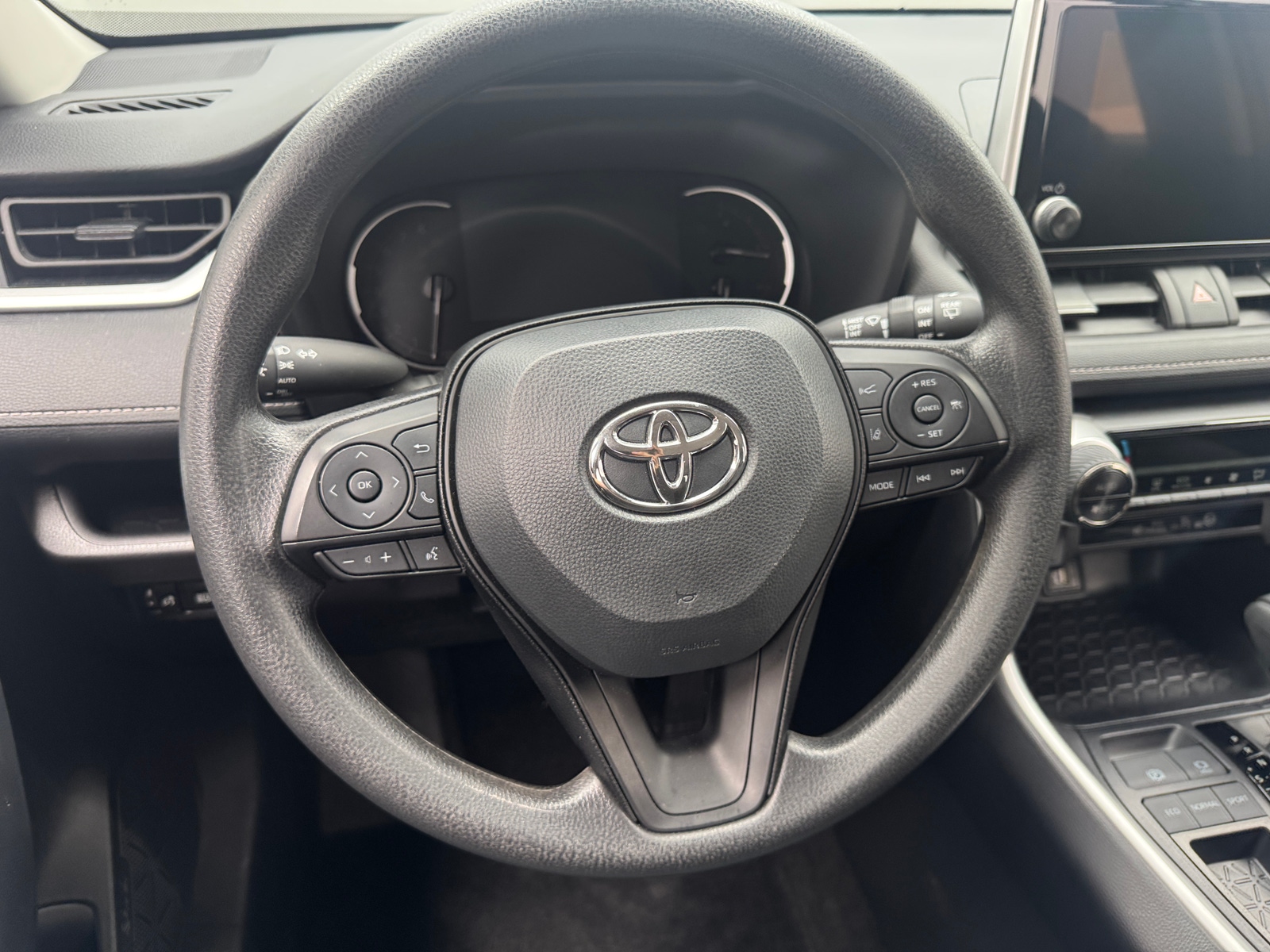 Thumbnail: 2025 Toyota RAV4 - 5