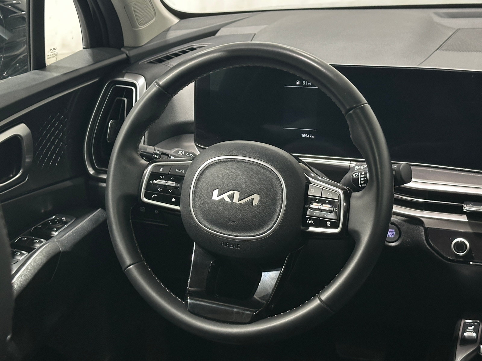 Thumbnail: 2025 Kia Sorento - 4