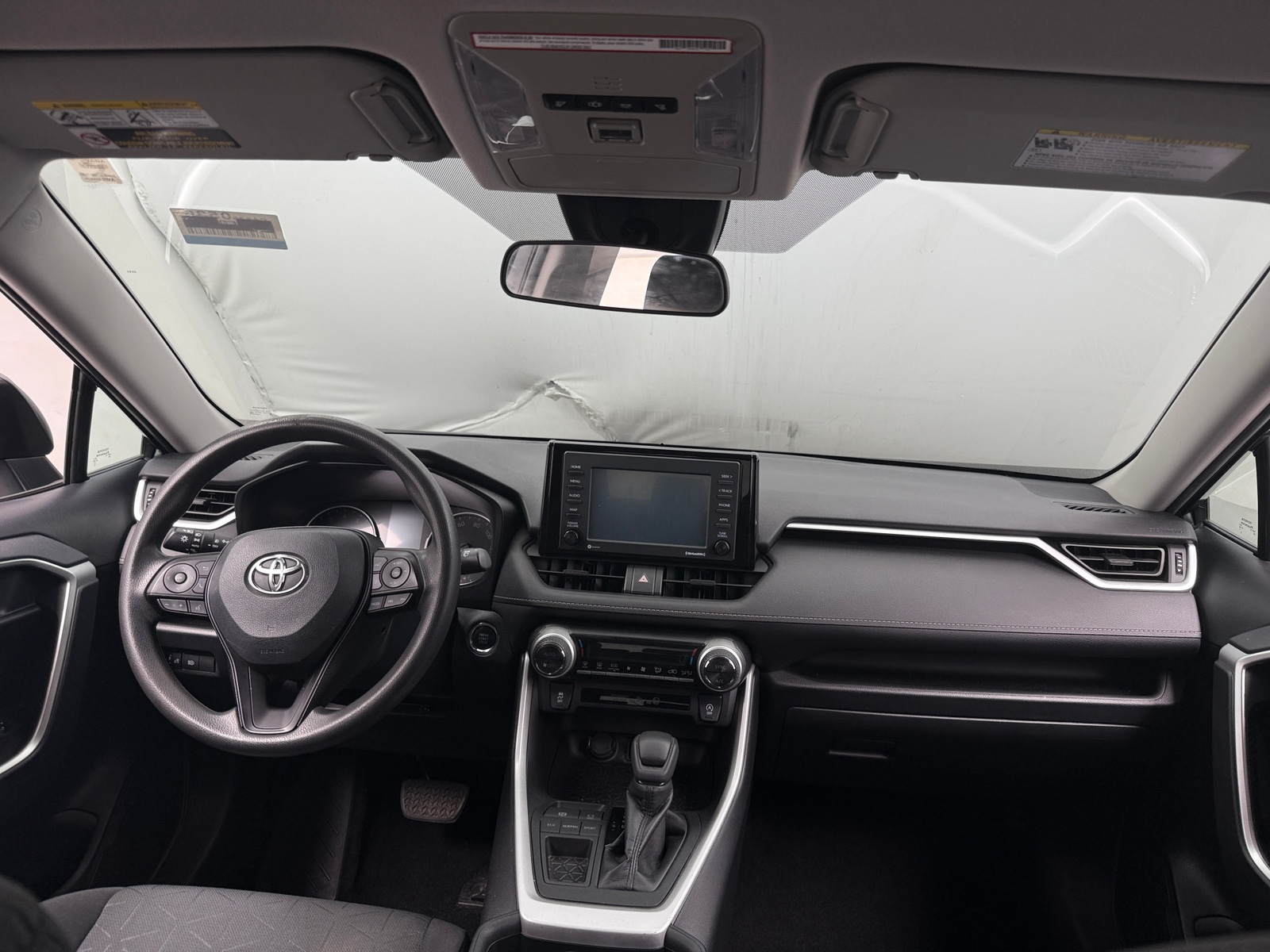 Thumbnail: 2020 Toyota RAV4 - 3