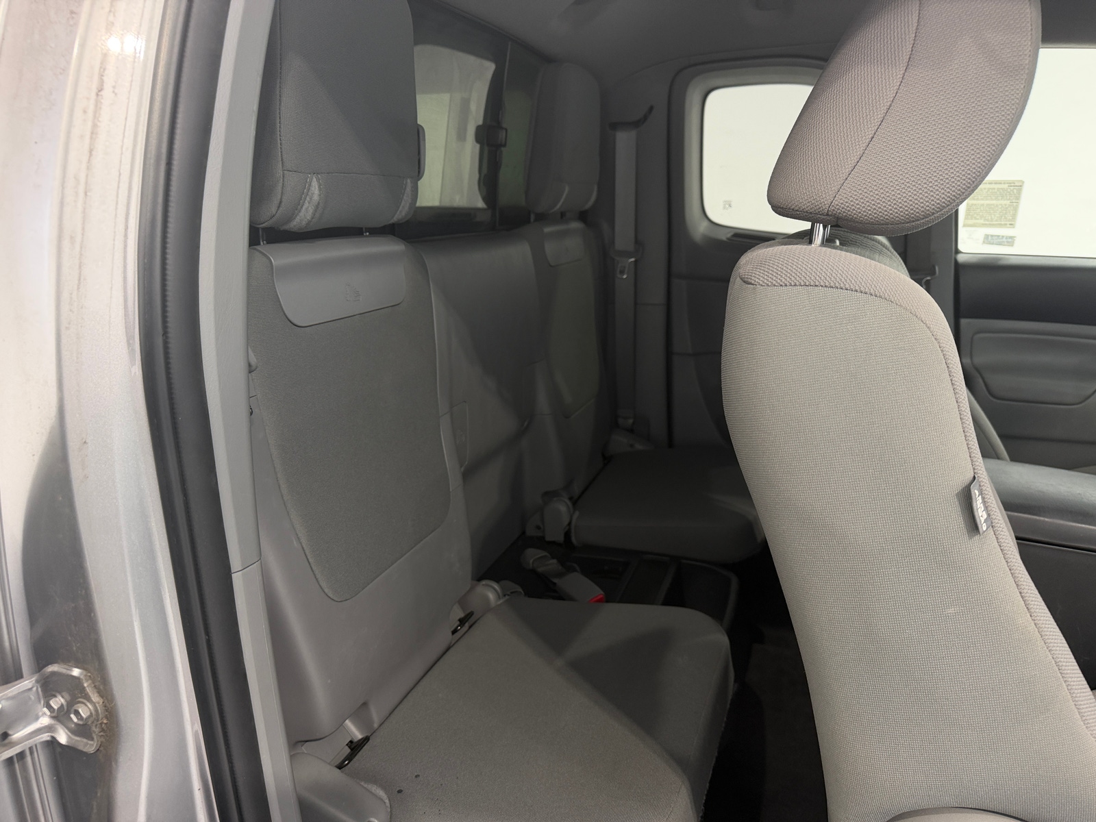 Thumbnail: 2015 Toyota Tacoma - 6