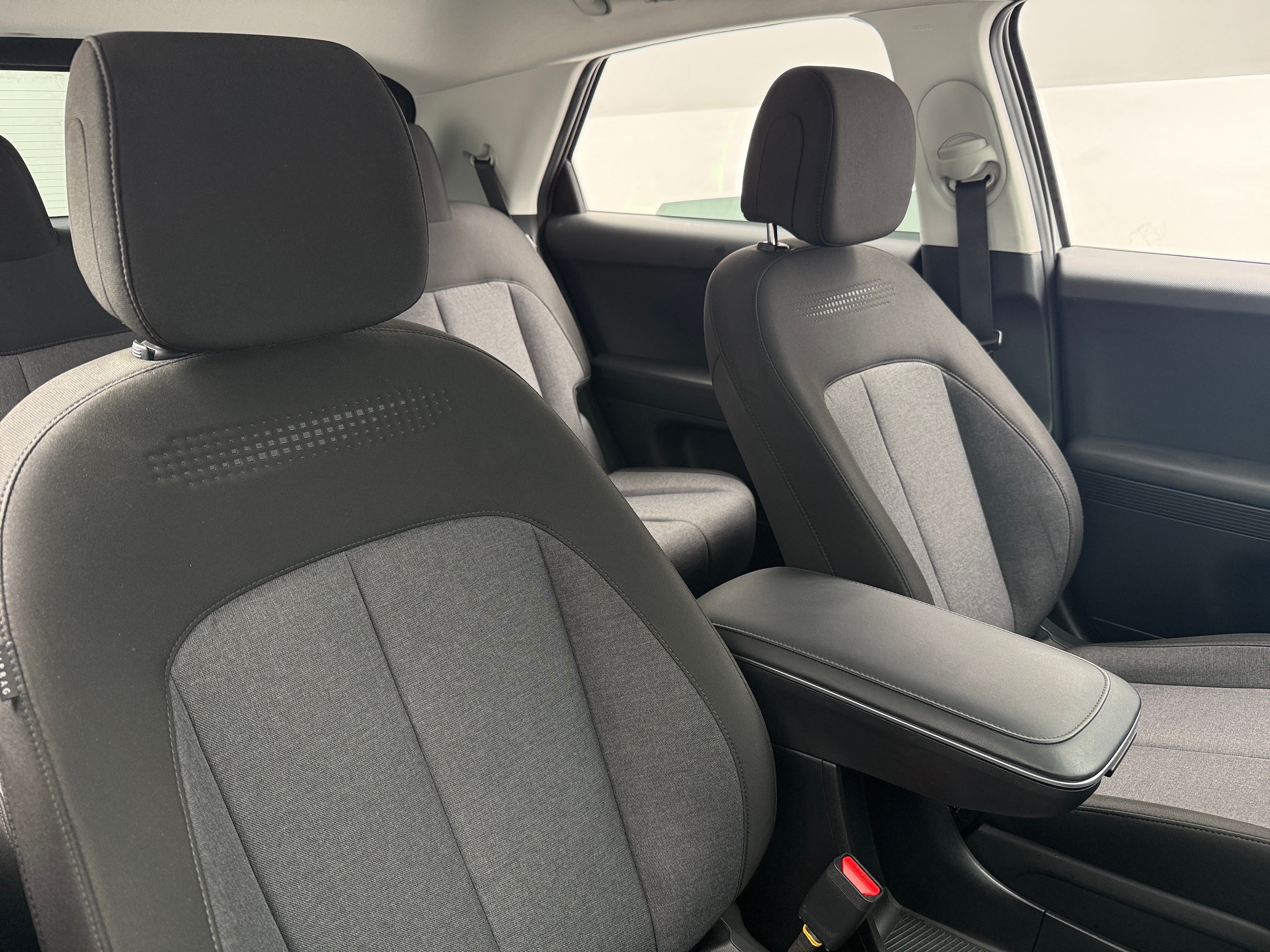 Used 2024 Hyundai IONIQ 5 SEL with VIN KM8KN4DE0RU293200 for sale in Oak Creek, WI