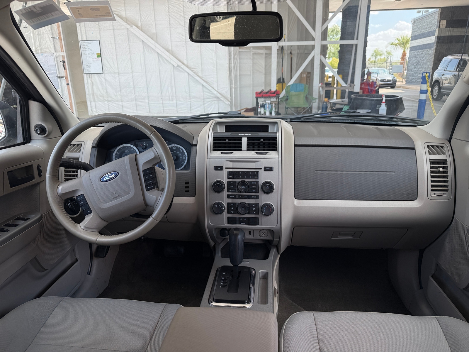 Thumbnail: 2010 Ford Escape - 3