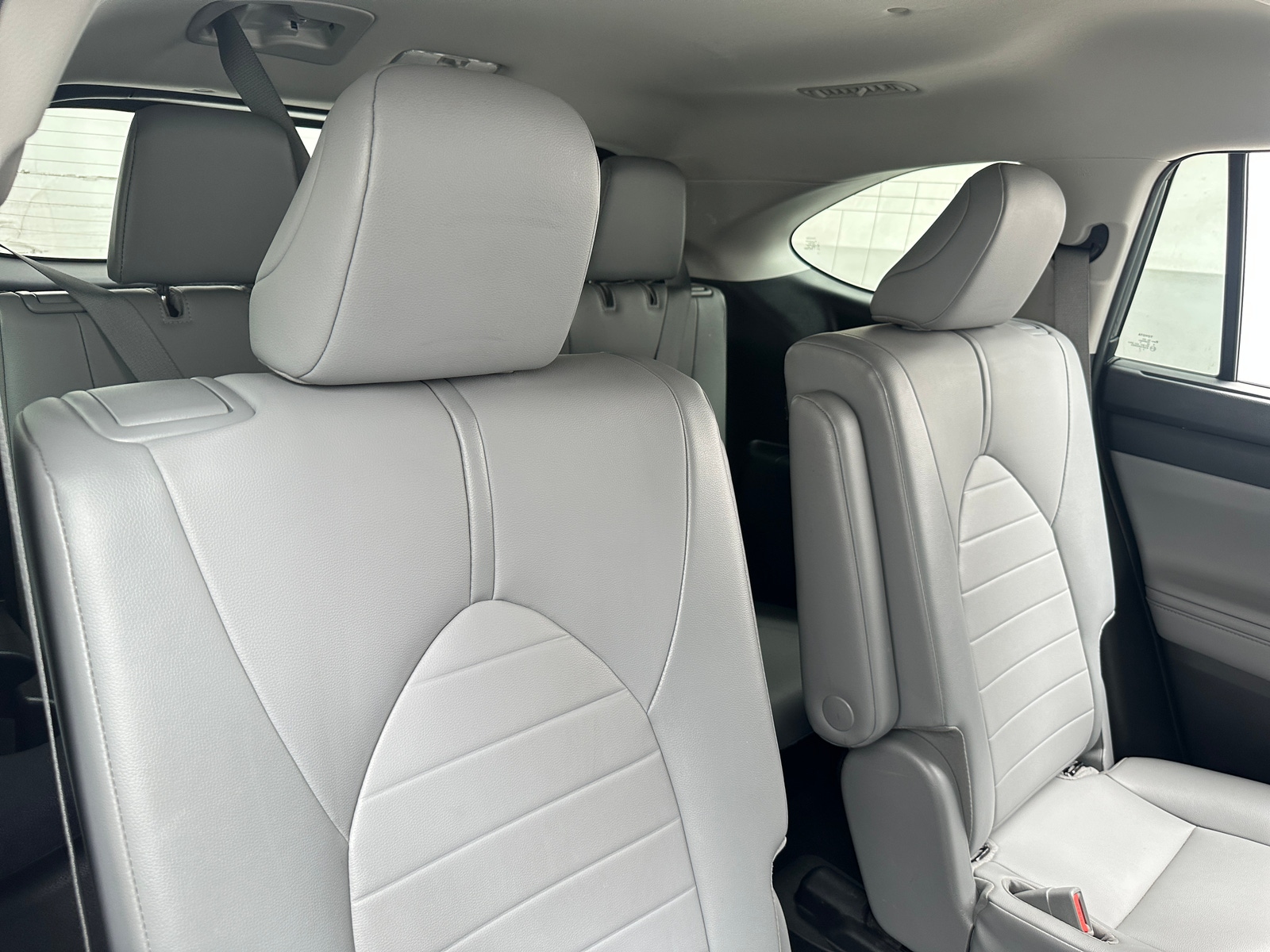 Thumbnail: 2021 Toyota Highlander - 5