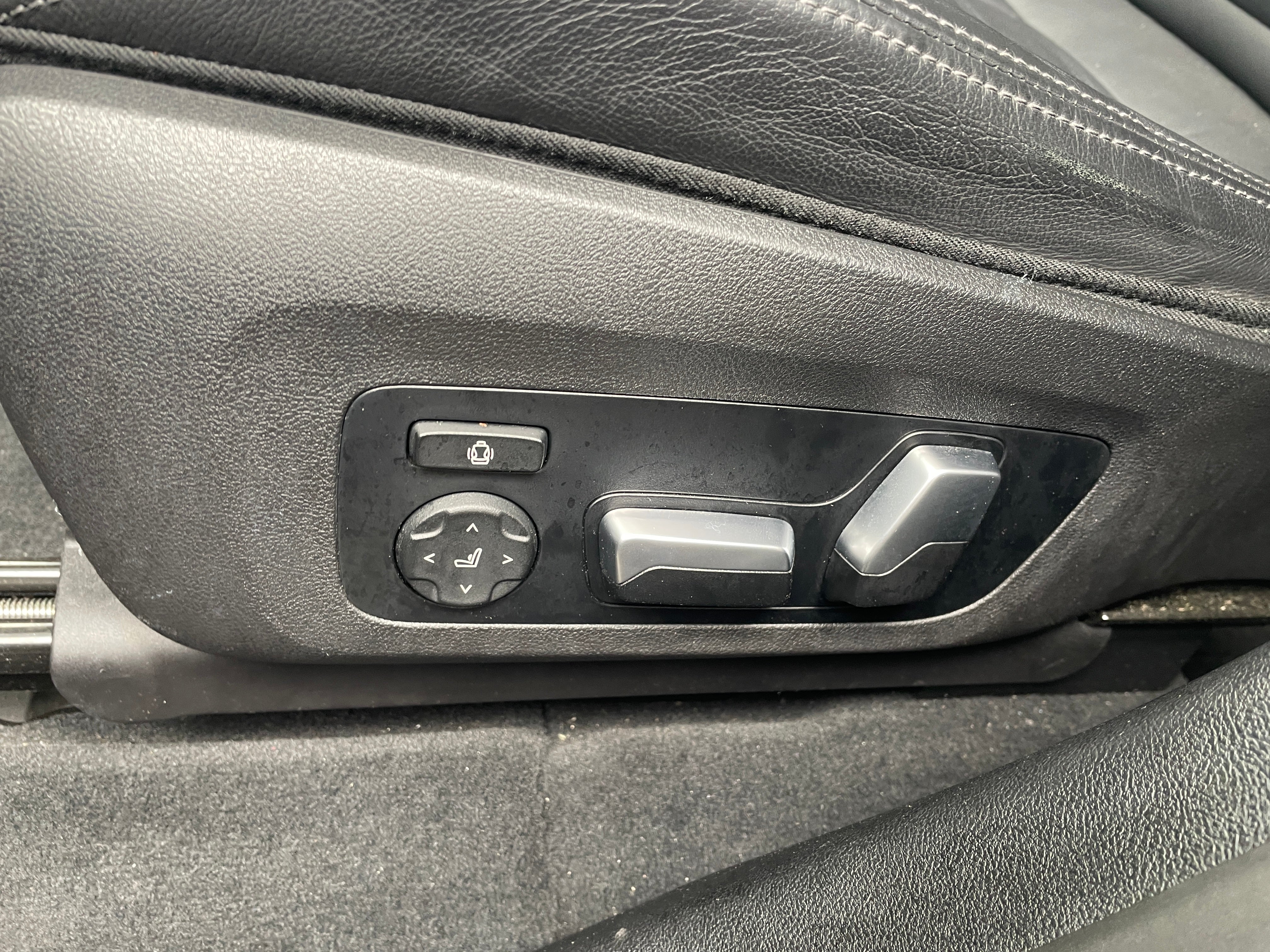 2022 BMW X3 30i - Photo 13