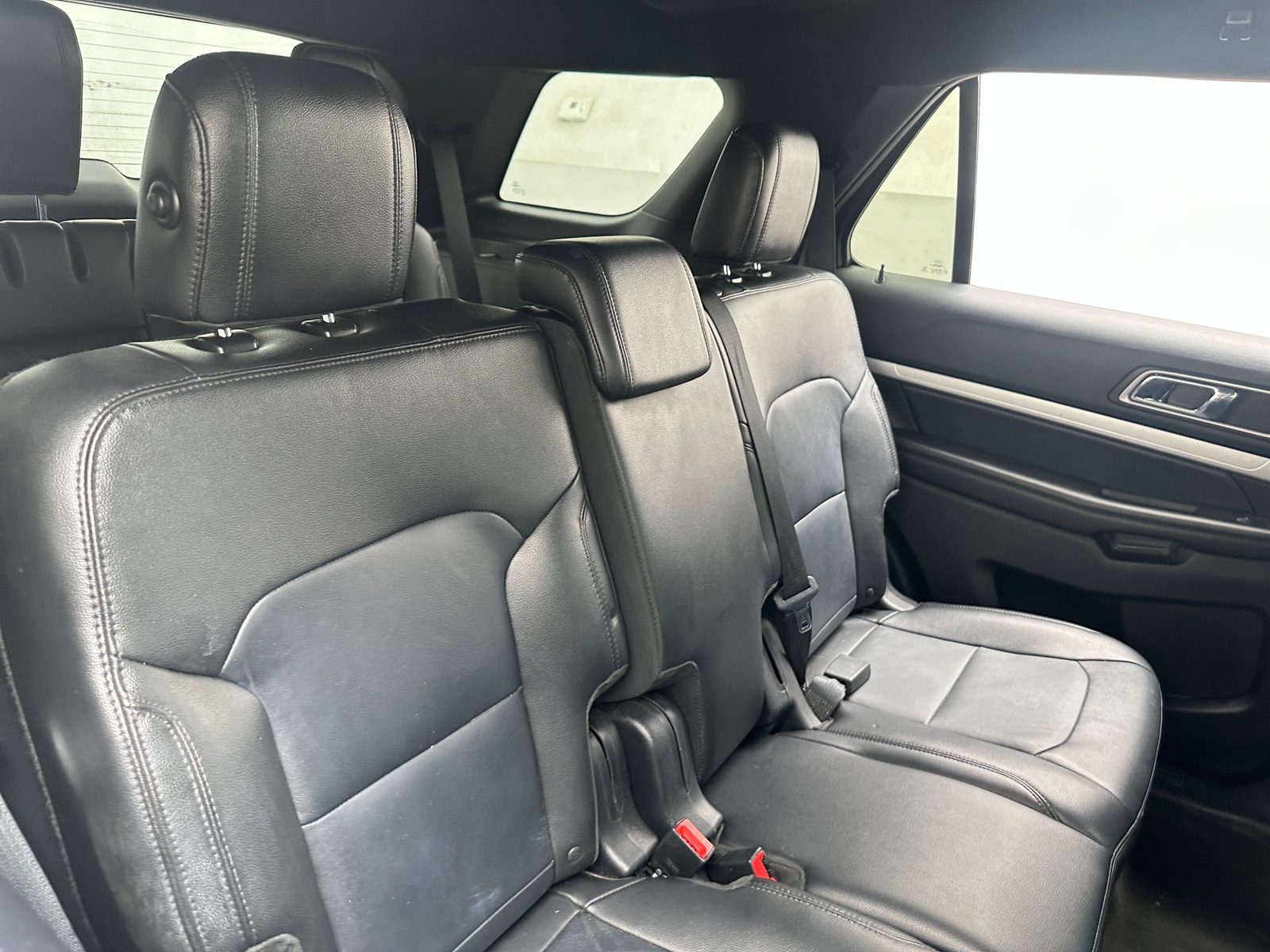 Thumbnail: 2016 Ford Explorer - 5