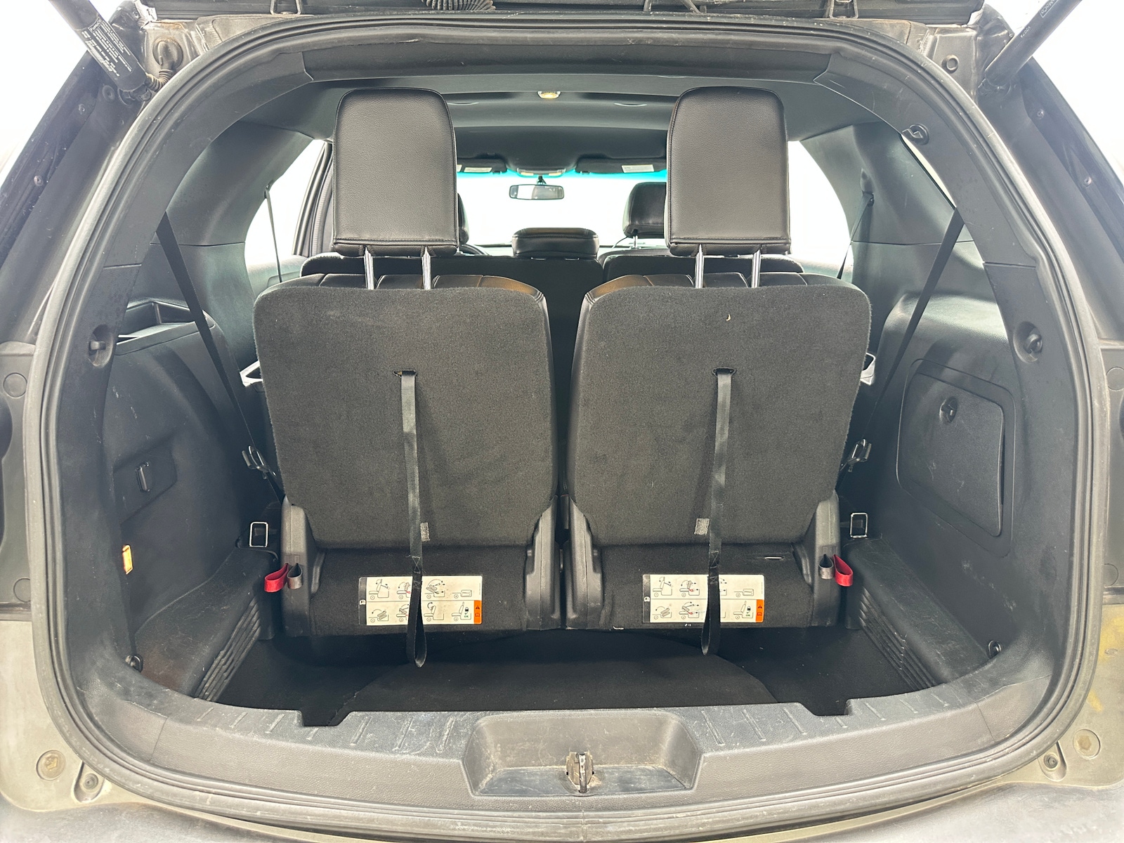 Thumbnail: 2016 Ford Explorer - 6