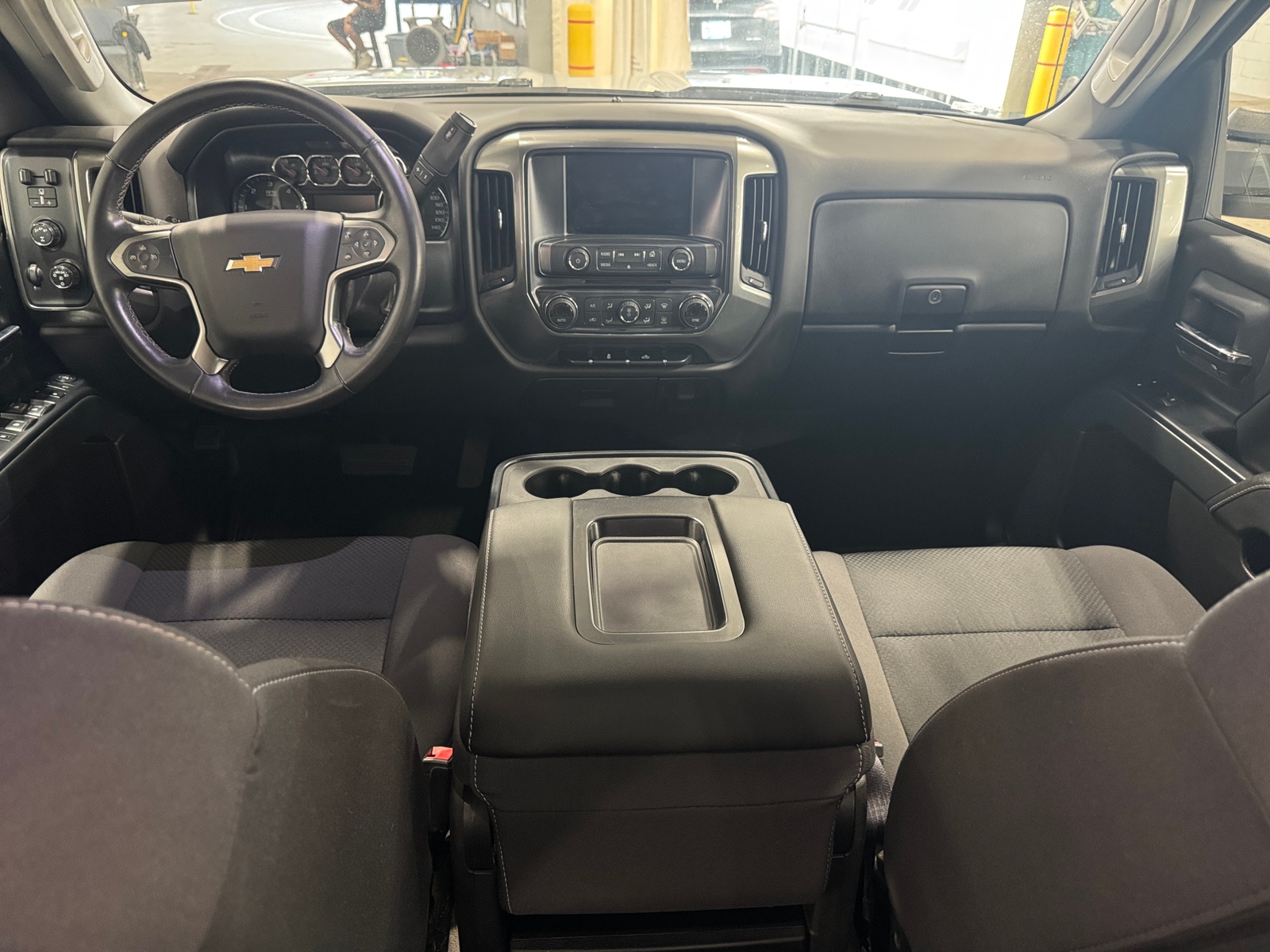 Thumbnail: 2018 Chevrolet Silverado 2500 - 3