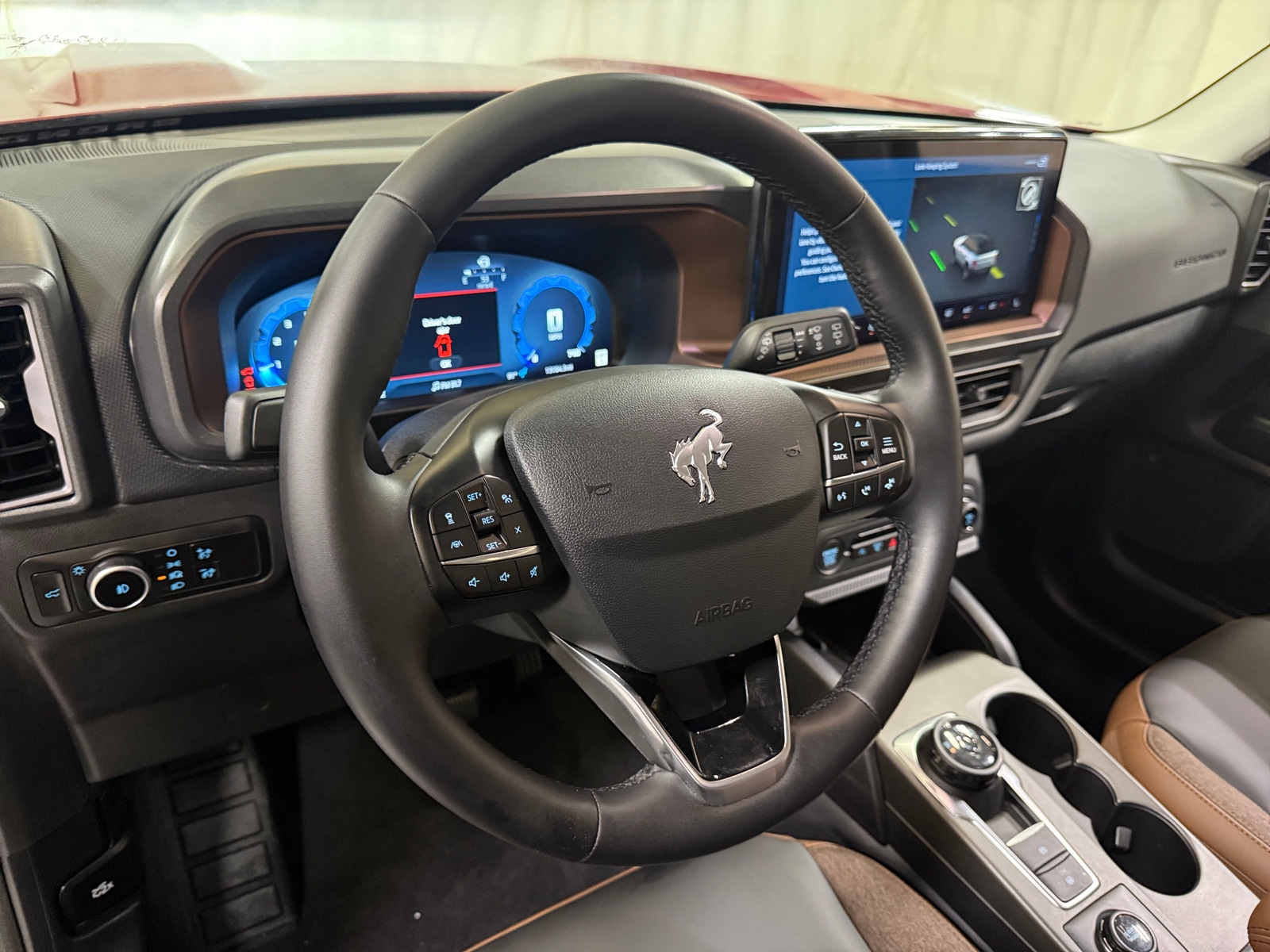 Thumbnail: 2025 Ford Bronco Sport - 4