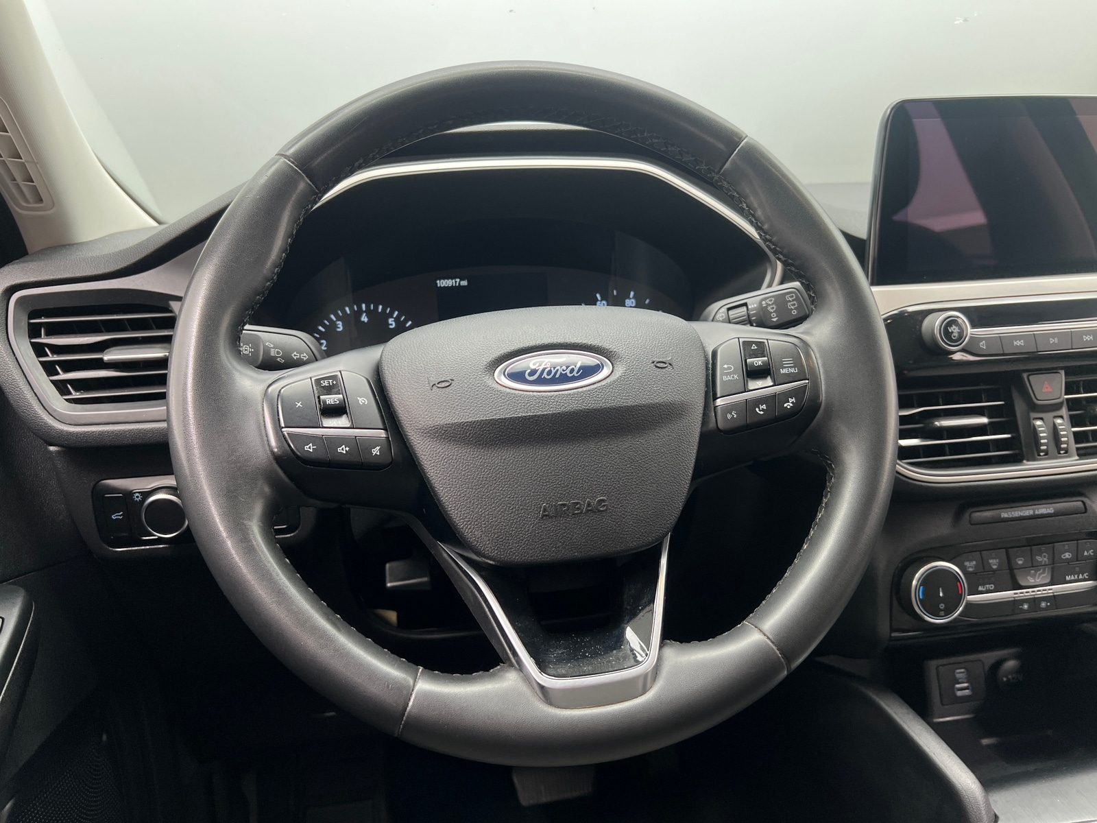Thumbnail: 2022 Ford Escape - 5