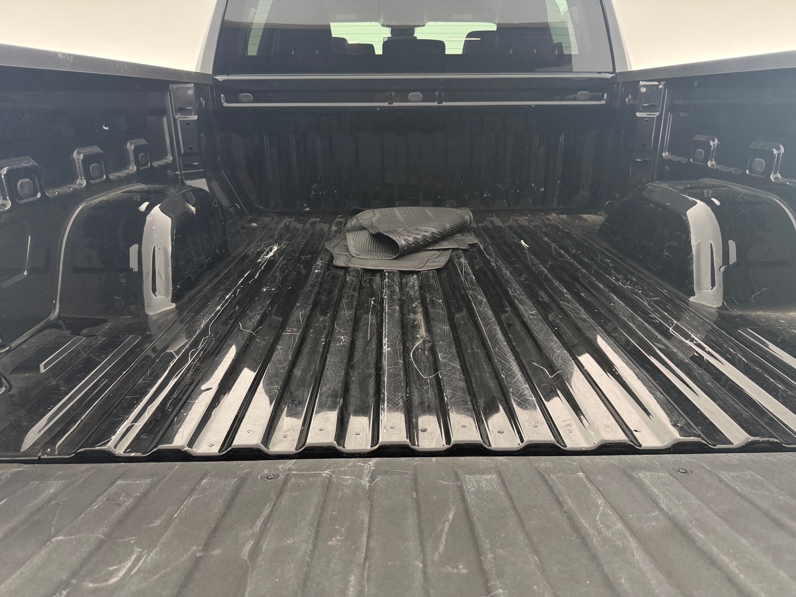 Thumbnail: 2026 Chevrolet Silverado 1500 - 7