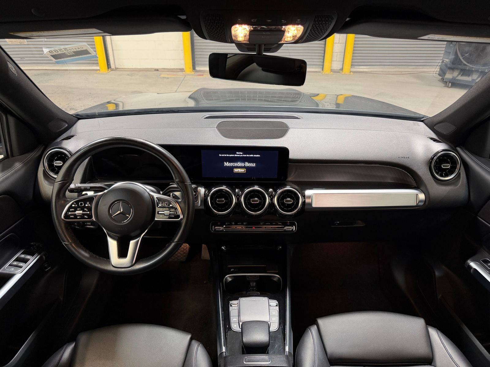 Thumbnail: 2023 Mercedes-Benz GLB - 2