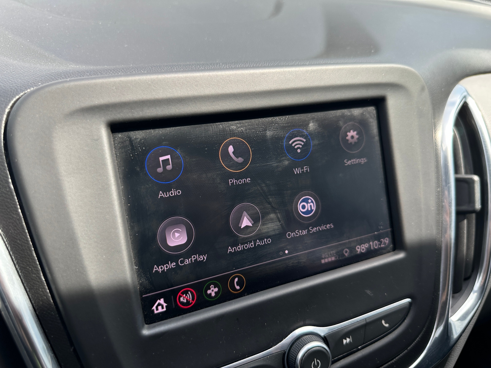 Thumbnail: 2020 Chevrolet Equinox - 4