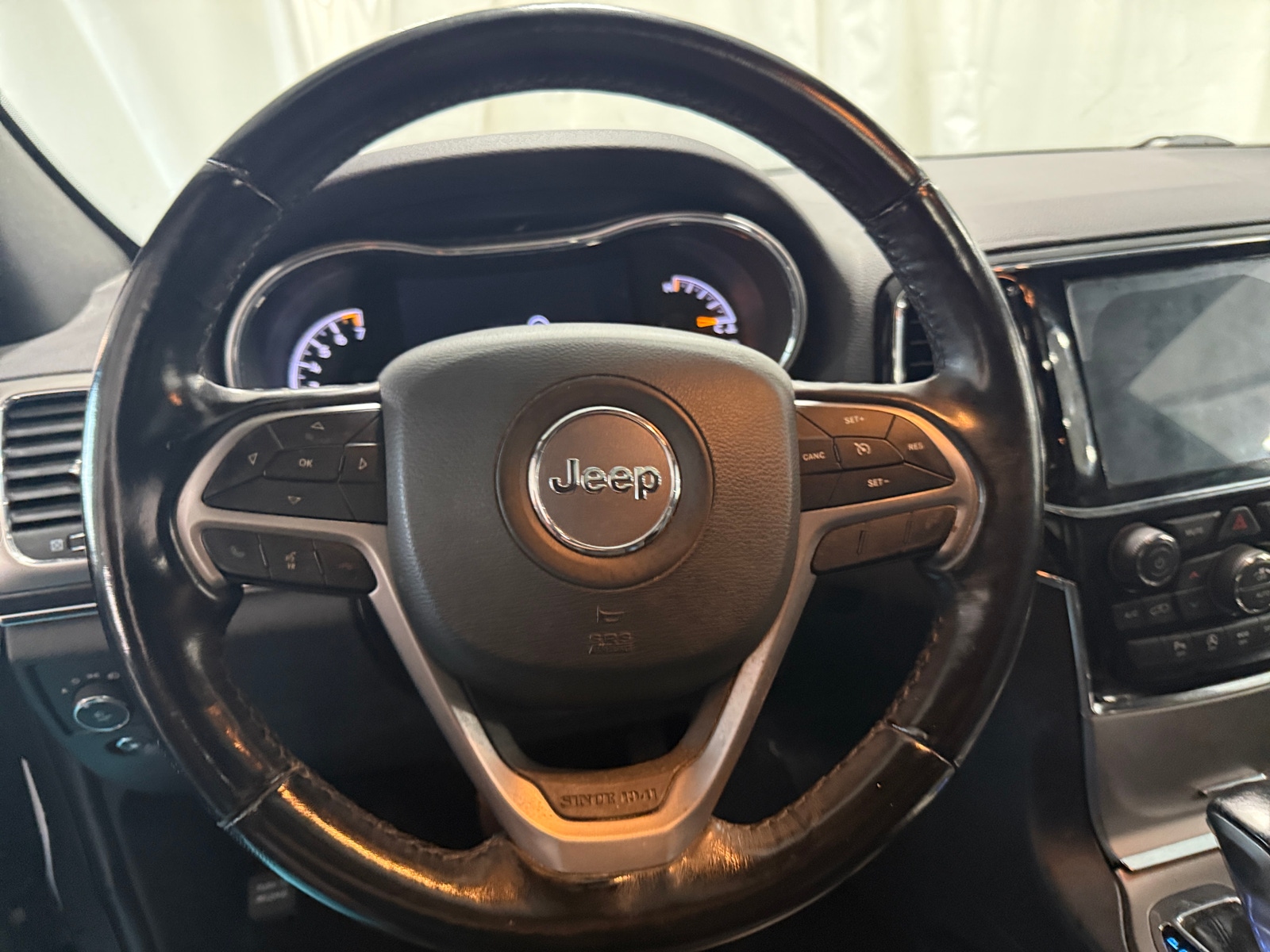 Thumbnail: 2021 Jeep Grand Cherokee - 4