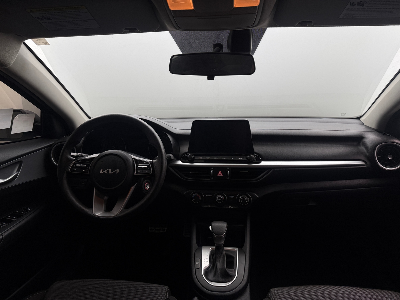 Thumbnail: 2024 Kia Forte - 3