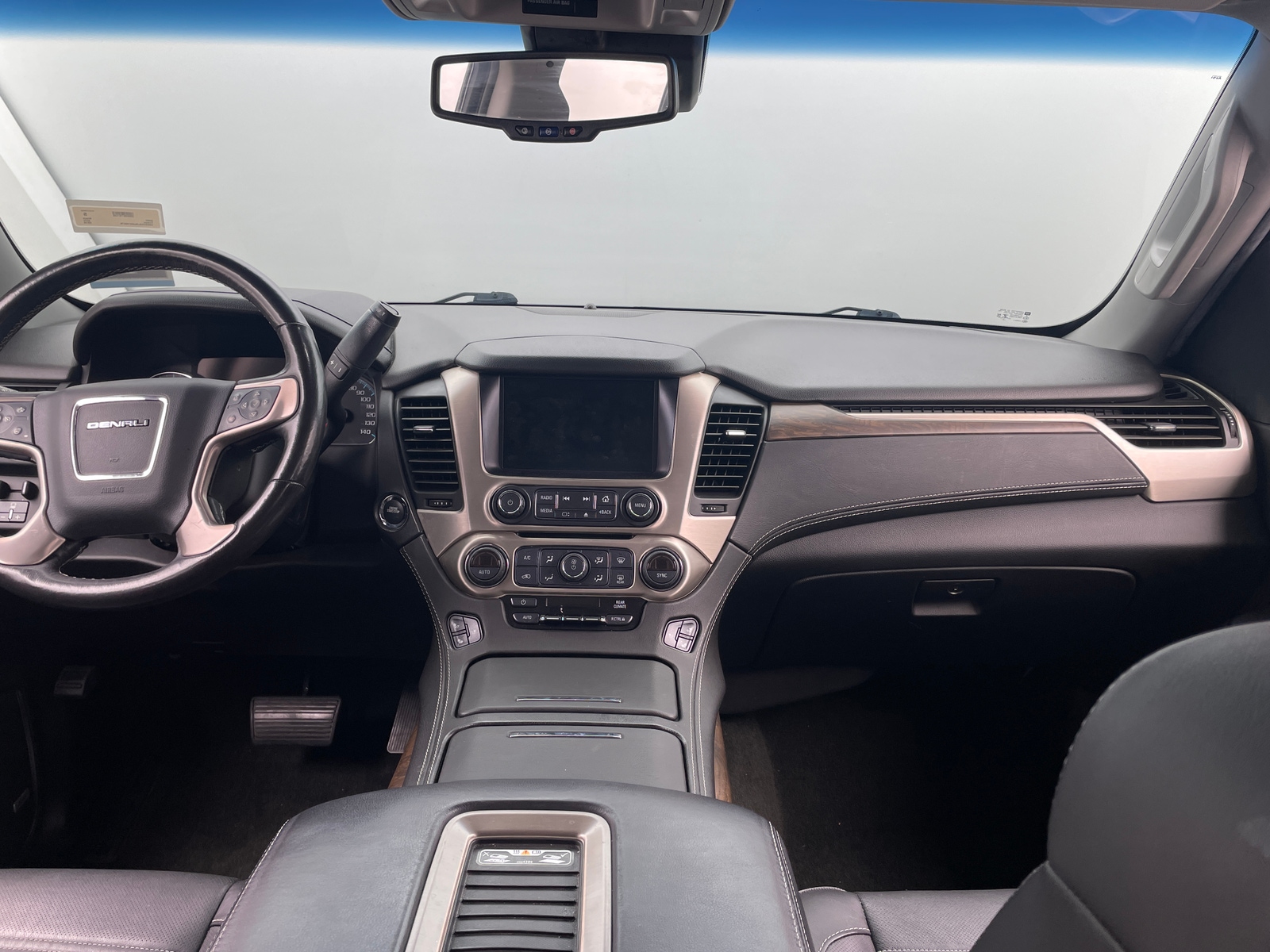 Thumbnail: 2018 GMC Yukon - 2