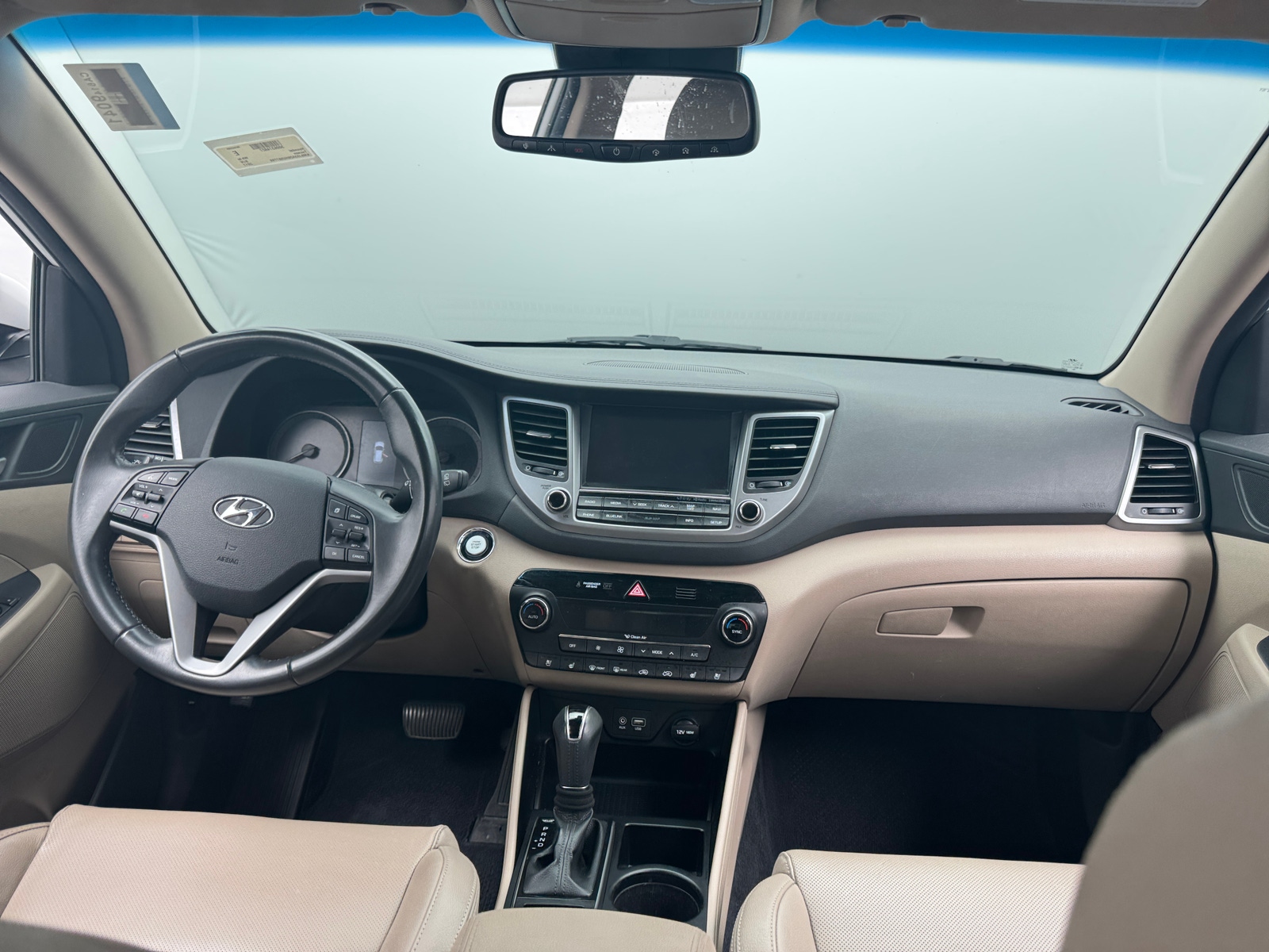Thumbnail: 2017 Hyundai Tucson - 3