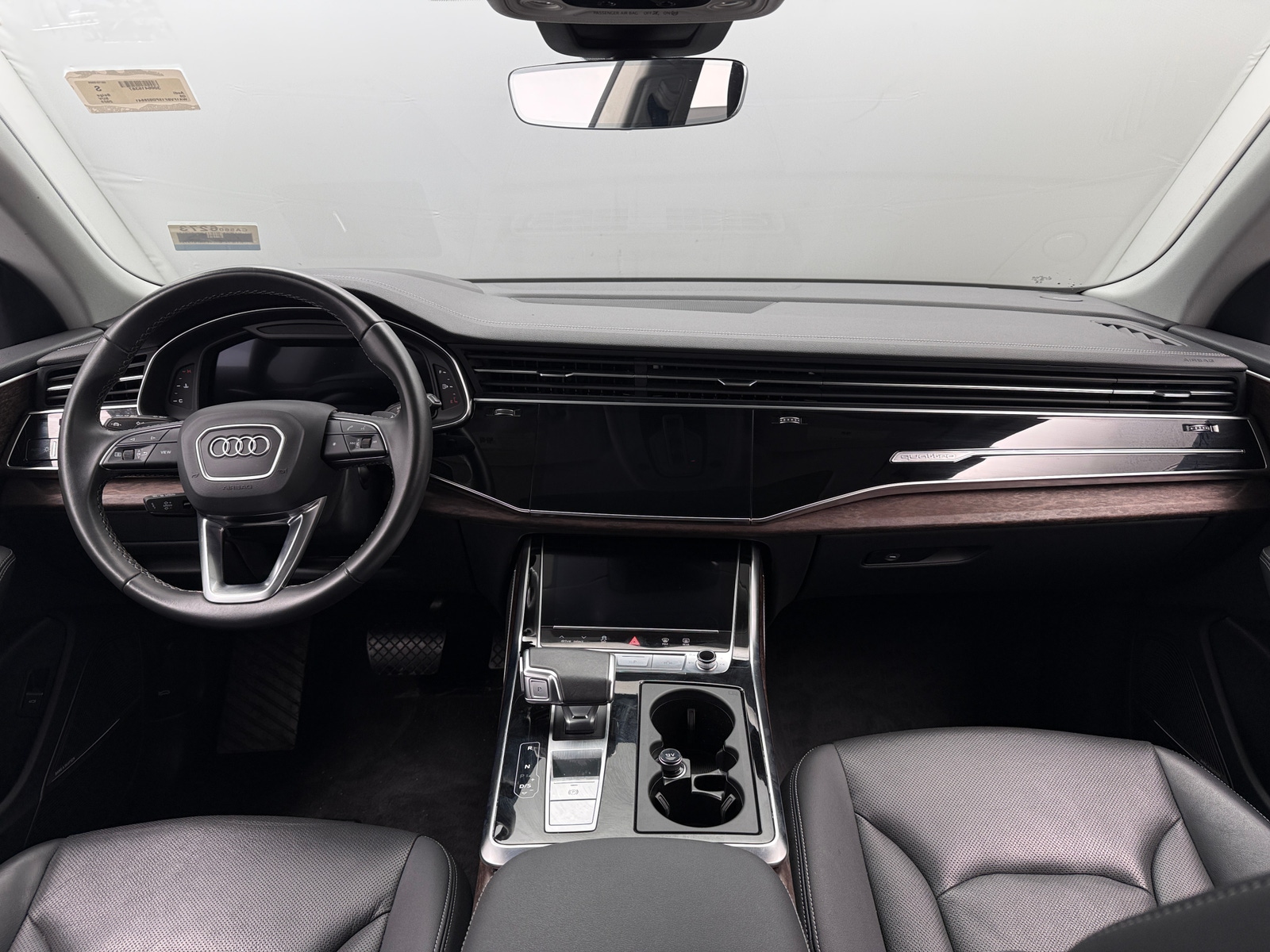 Thumbnail: 2023 Audi Q8 - 2