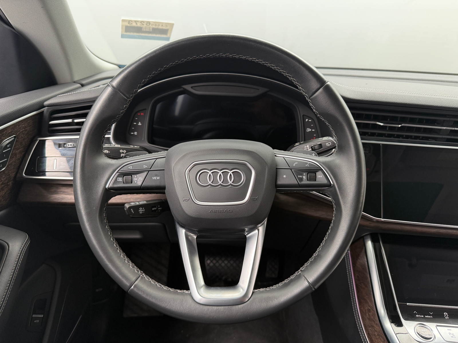 Thumbnail: 2023 Audi Q8 - 4