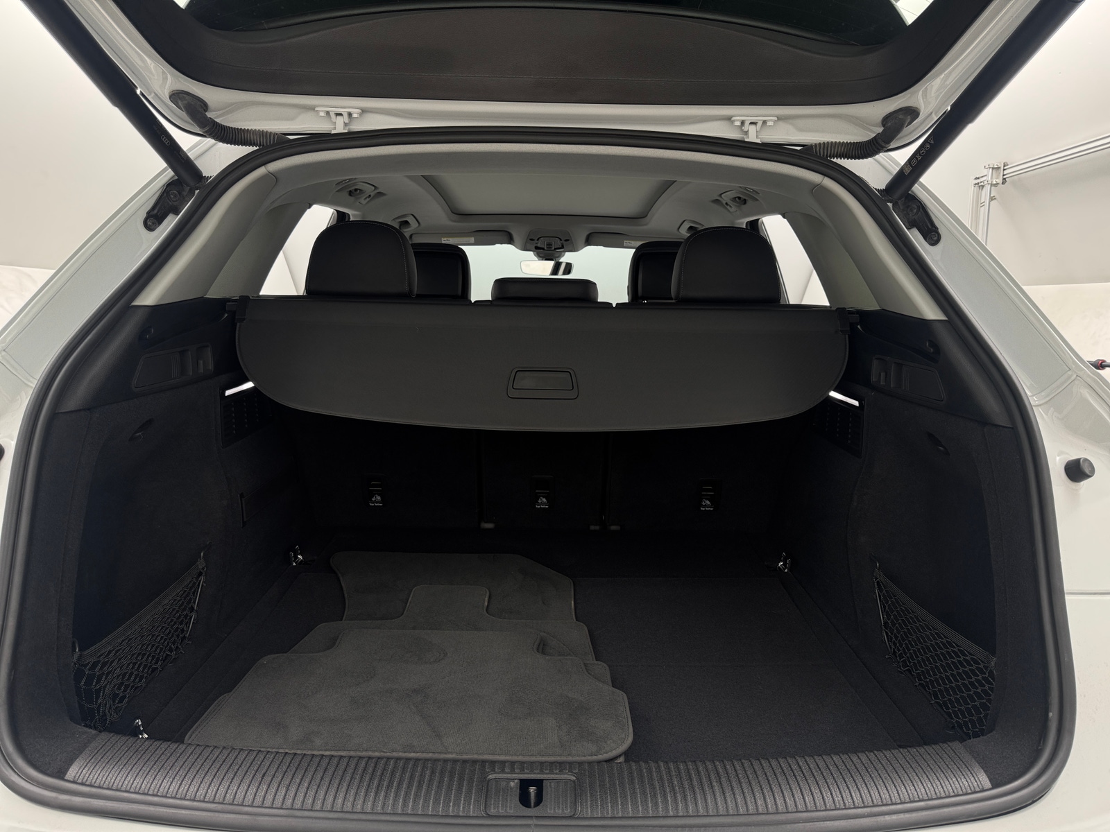 Thumbnail: 2022 Audi Q5 - 6
