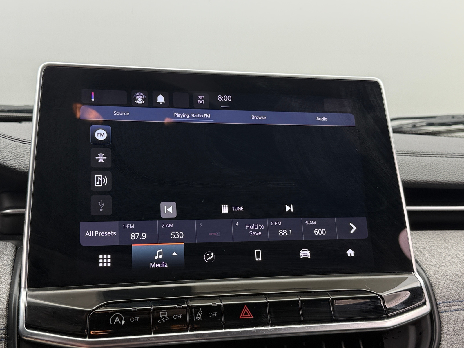 Thumbnail: 2023 Jeep Compass - 4