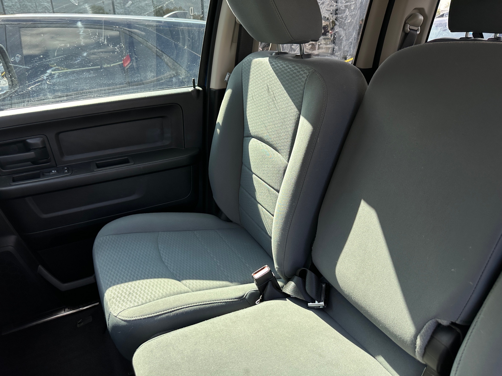 Thumbnail: 2019 RAM 1500 Classic - 2