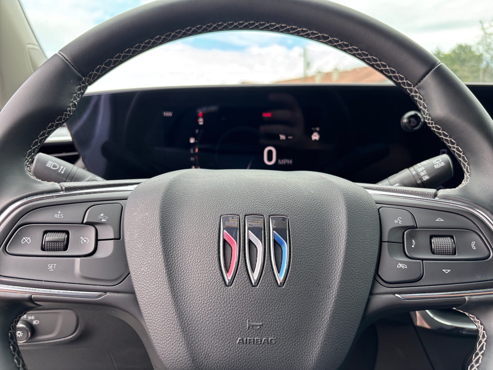 Thumbnail: 2025 Buick Encore GX - 5