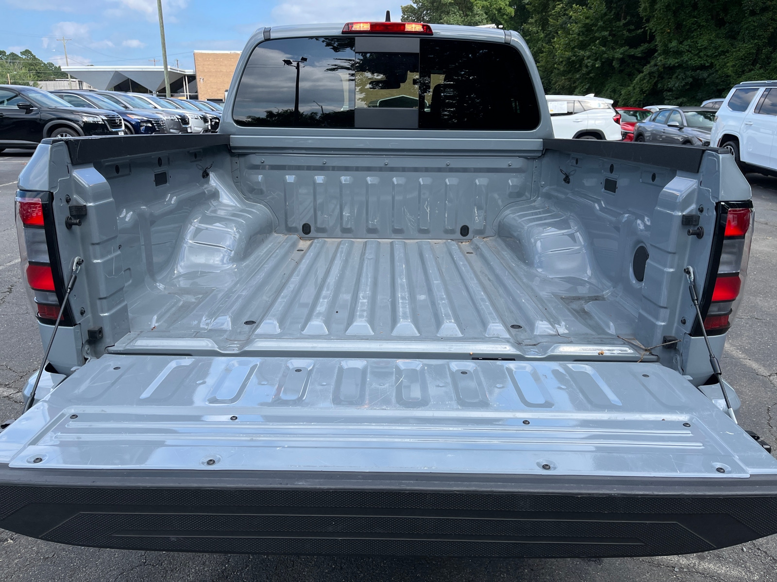 Thumbnail: 2026 Nissan Frontier - 6