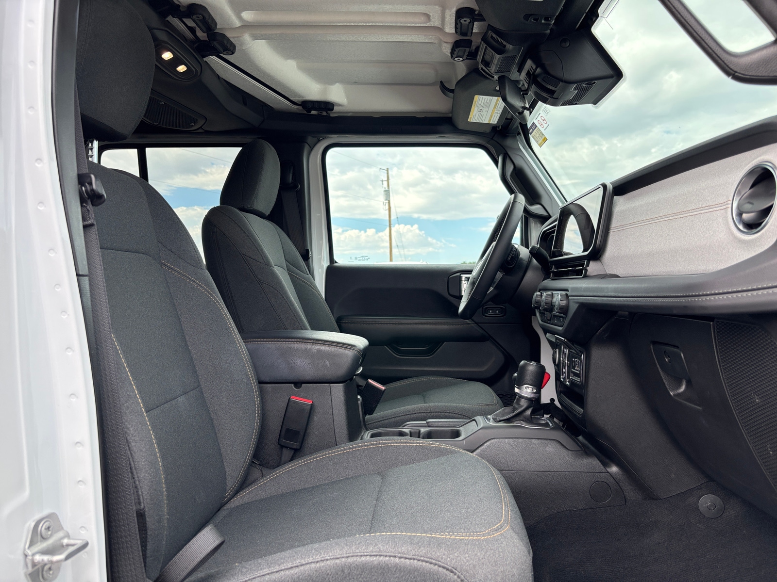 Thumbnail: 2025 Jeep Wrangler - 2