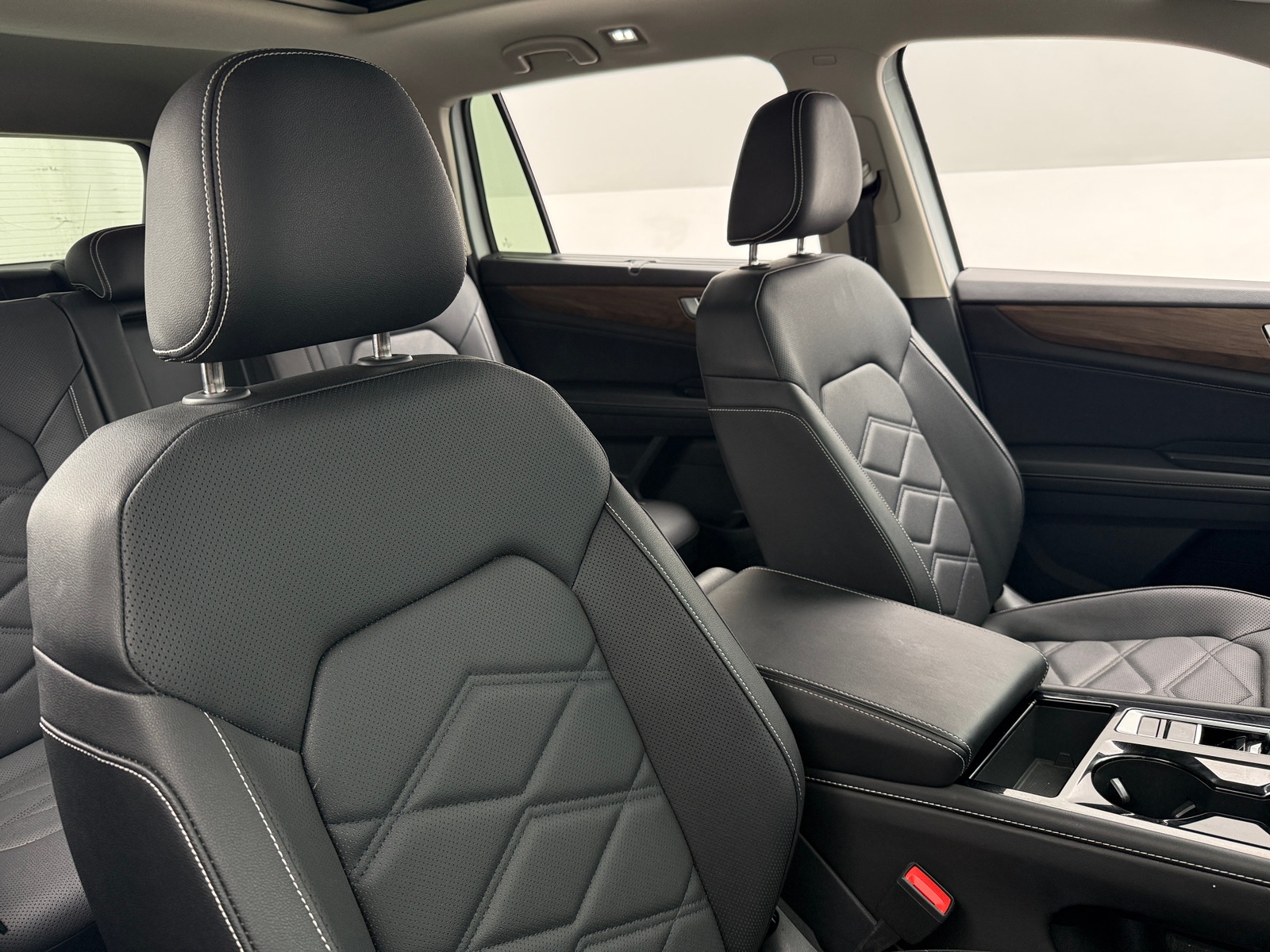 Thumbnail: 2026 Volkswagen Atlas - 2
