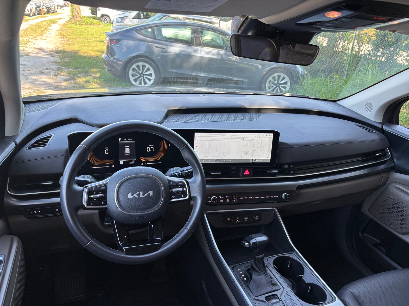 Thumbnail: 2026 Kia Carnival - 3