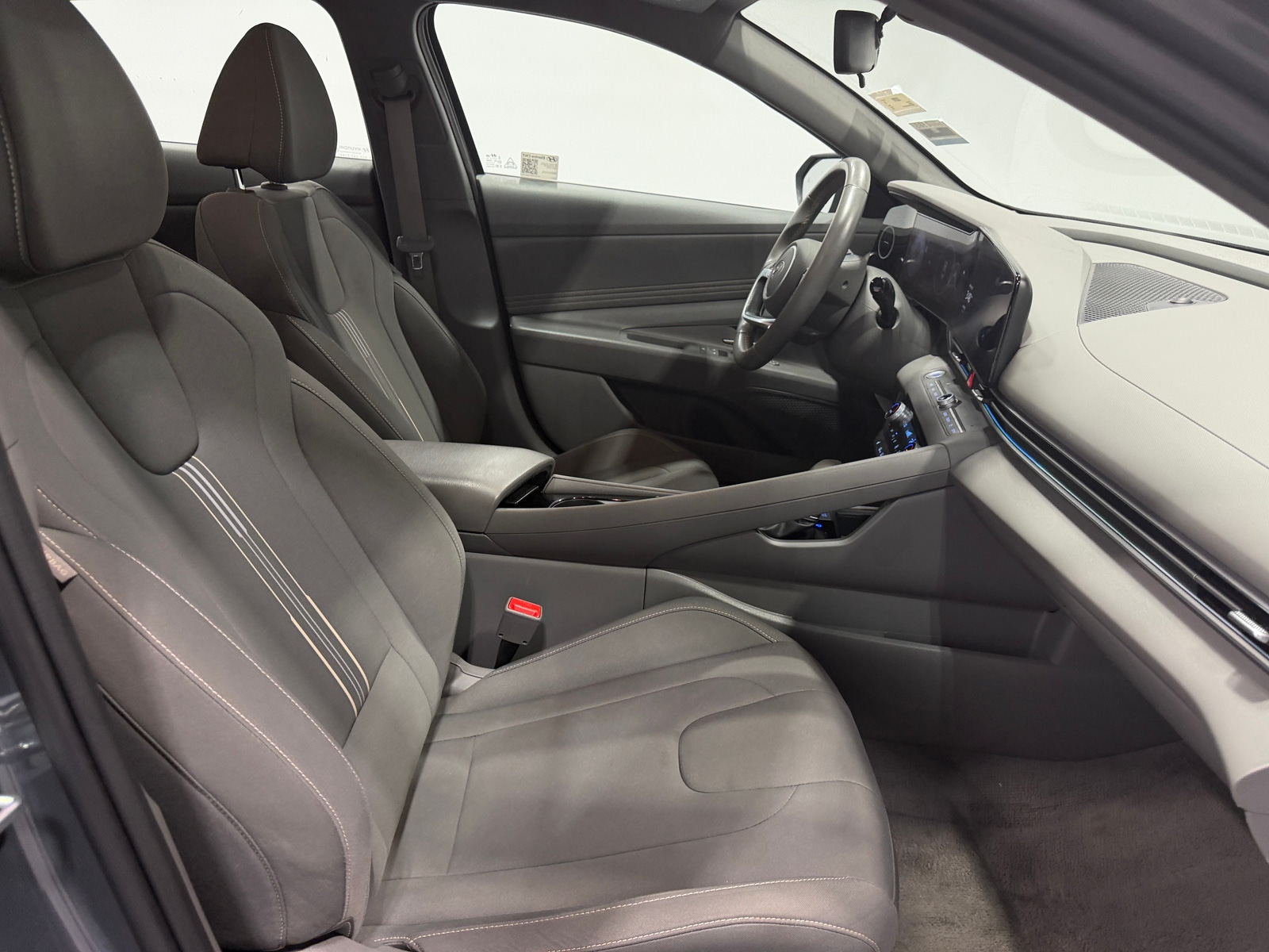 Thumbnail: 2025 Hyundai Elantra - 2
