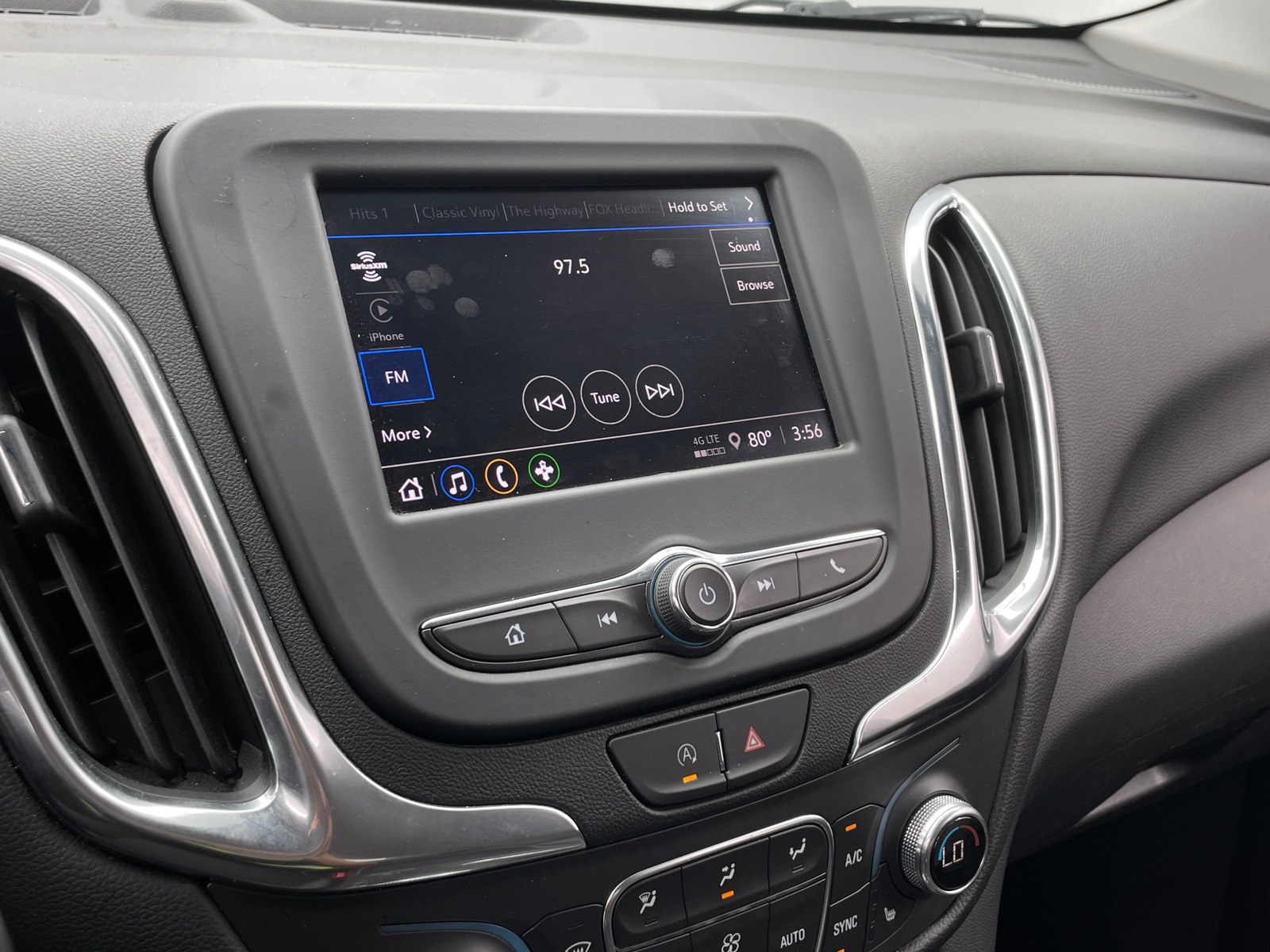 Thumbnail: 2024 Chevrolet Equinox - 4
