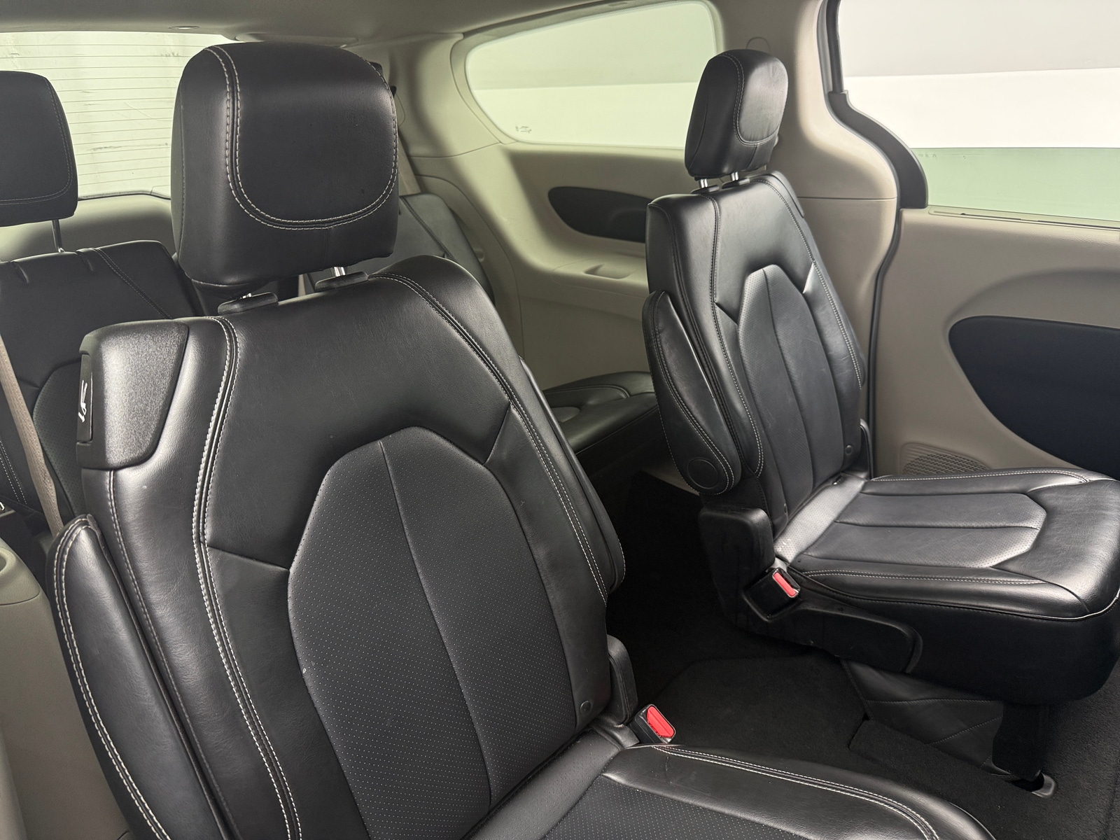 Thumbnail: 2024 Chrysler Pacifica - 5