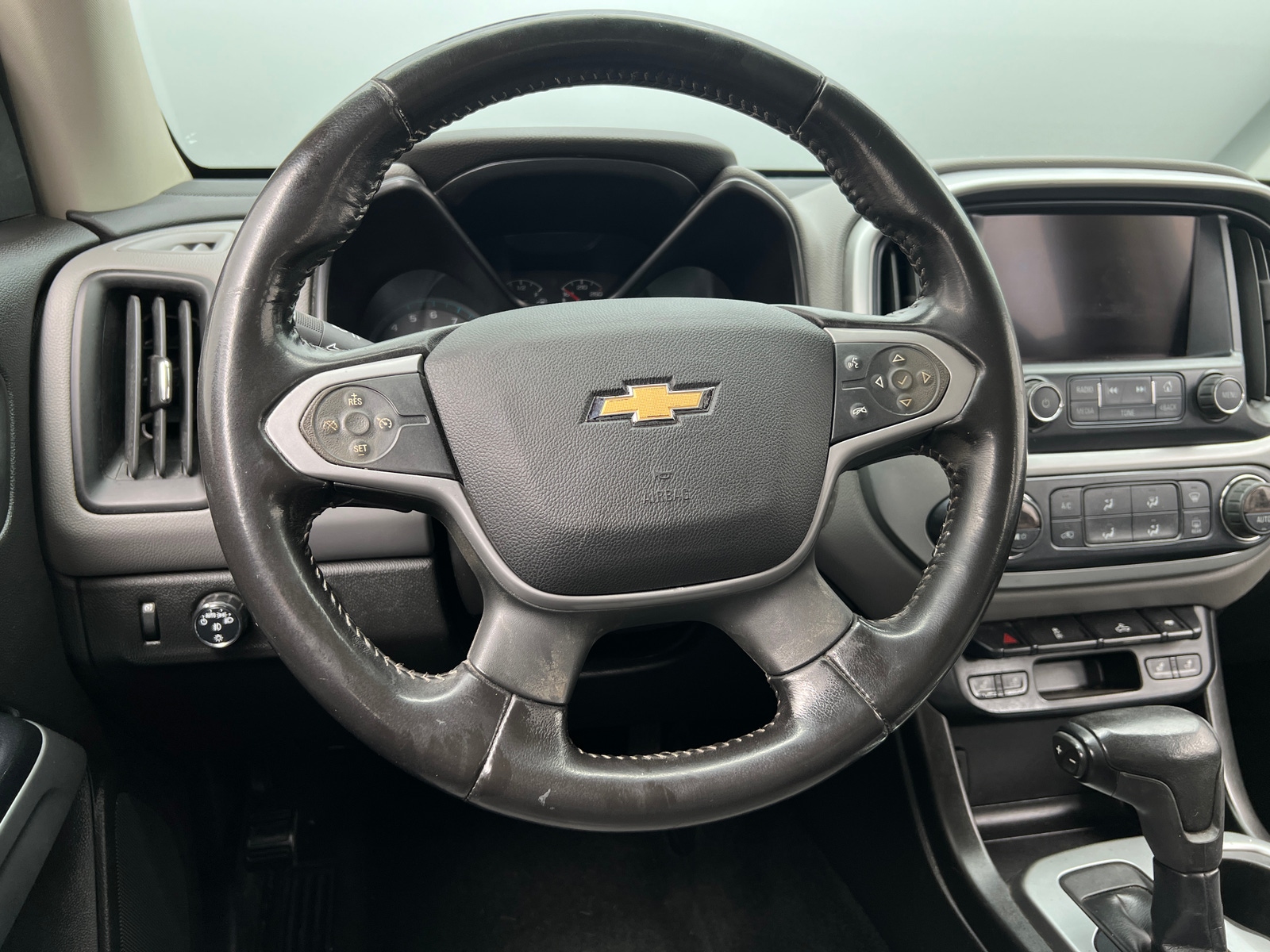 Thumbnail: 2017 Chevrolet Colorado - 4