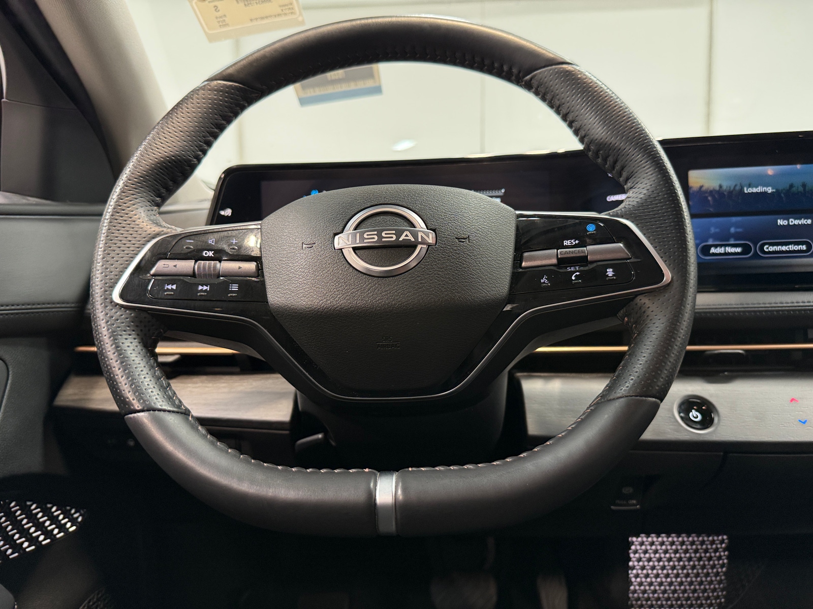 Thumbnail: 2023 Nissan Ariya - 4