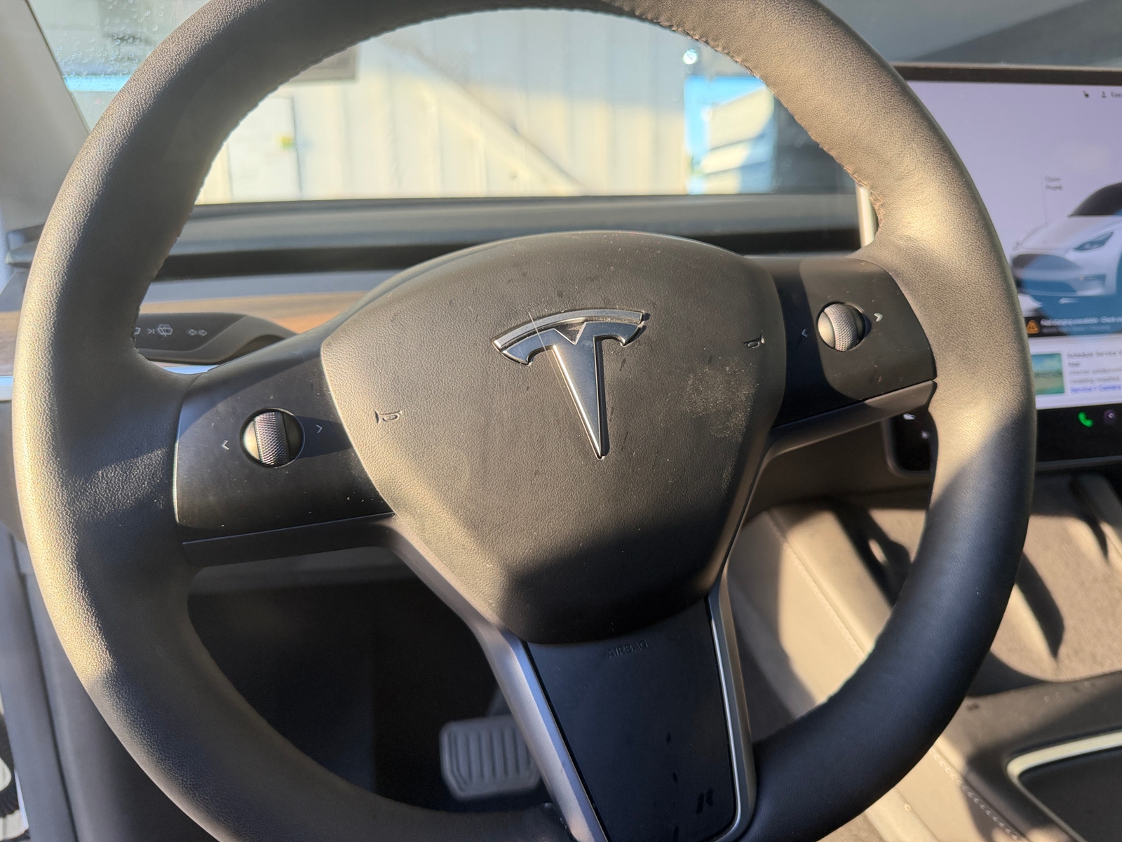 Thumbnail: 2024 Tesla Model Y - 4