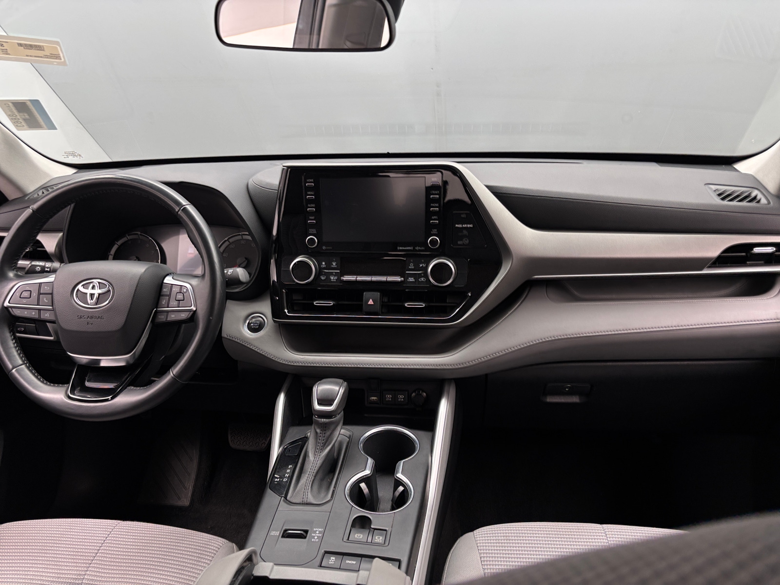 Thumbnail: 2021 Toyota Highlander - 3