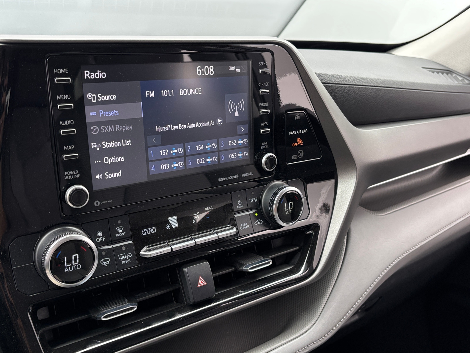 Thumbnail: 2021 Toyota Highlander - 4