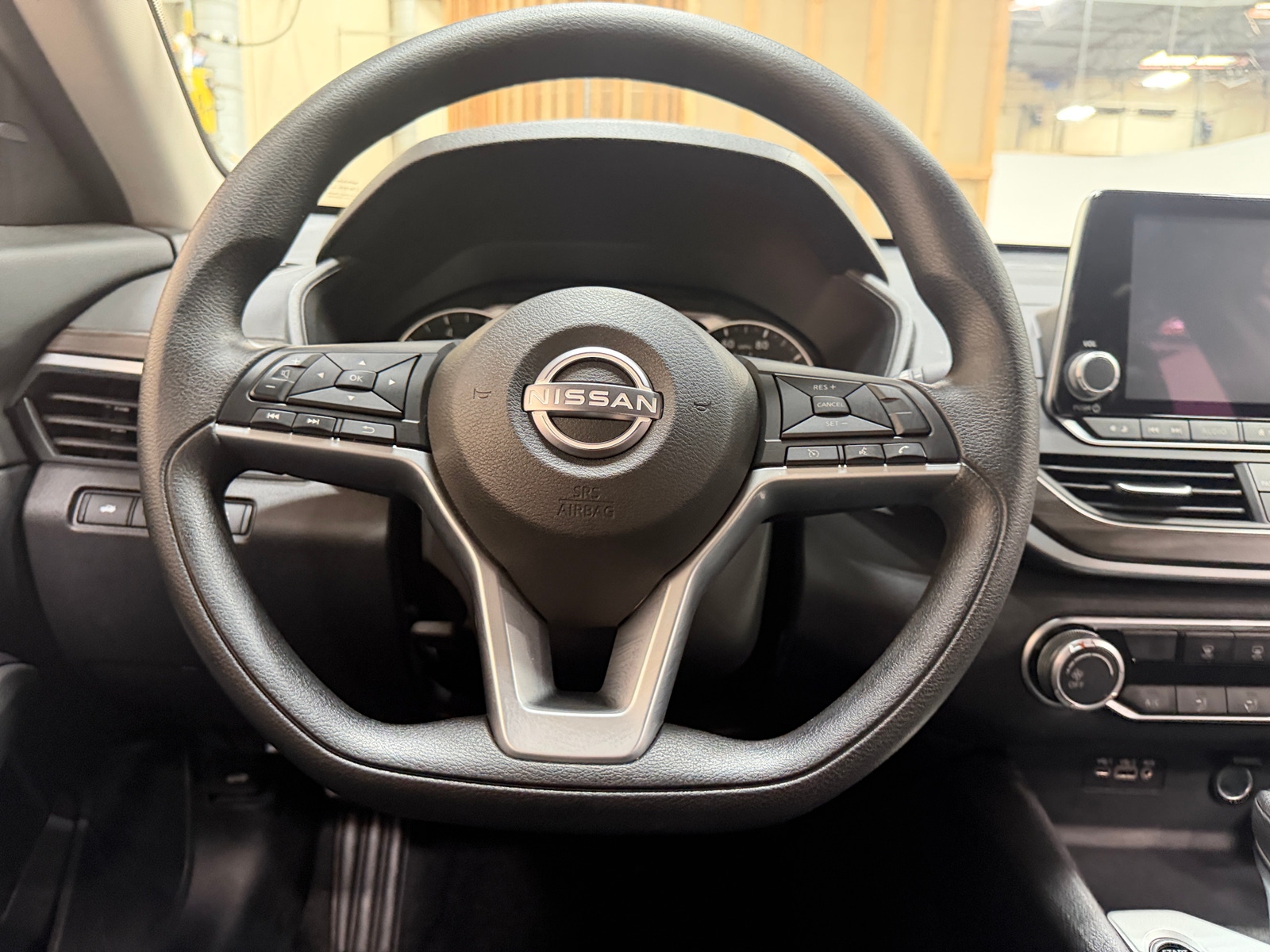 Thumbnail: 2025 Nissan Altima - 5