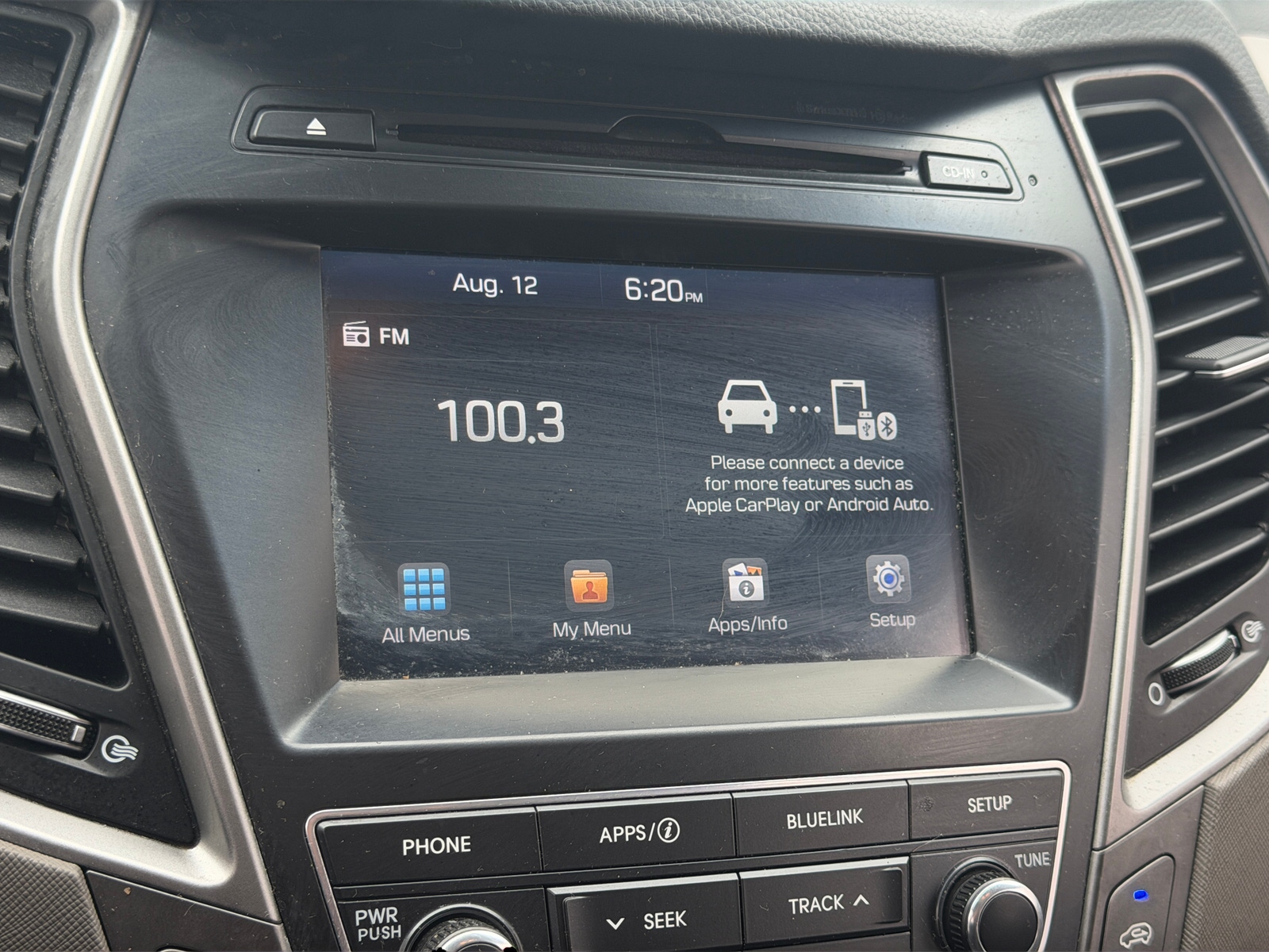 Thumbnail: 2017 Hyundai Santa Fe - 4