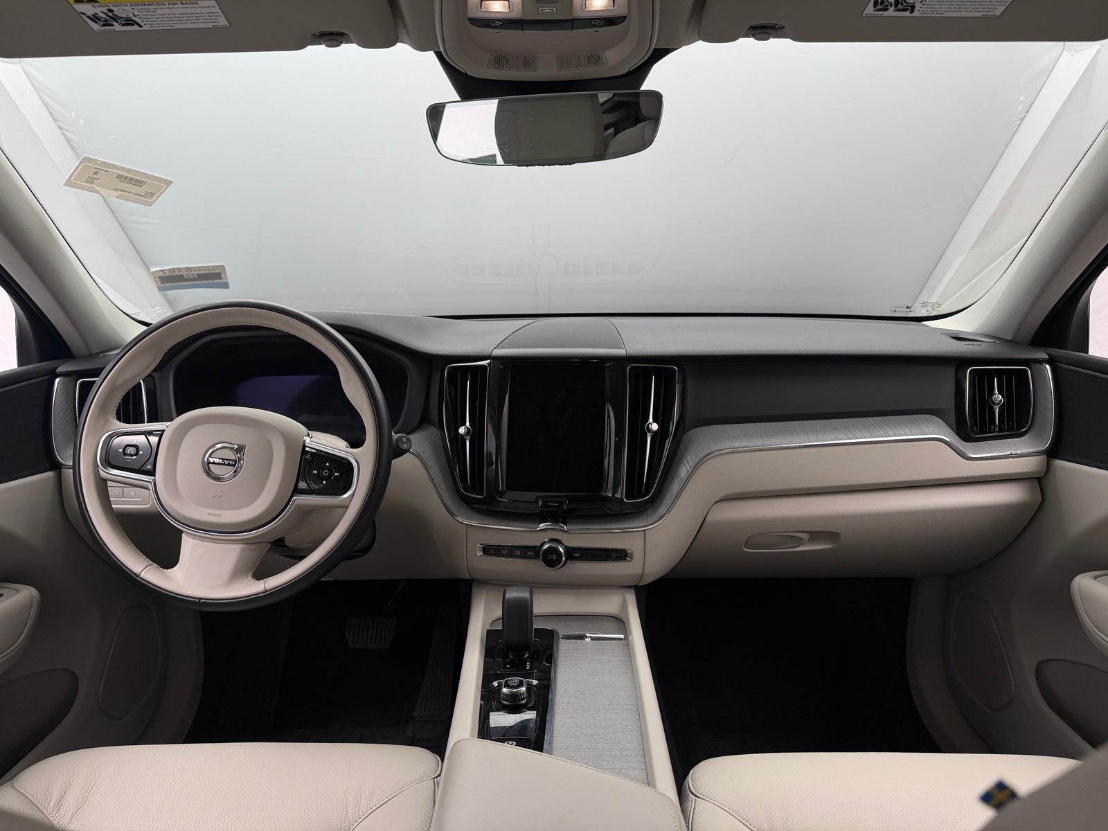 Thumbnail: 2024 Volvo XC60 - 2