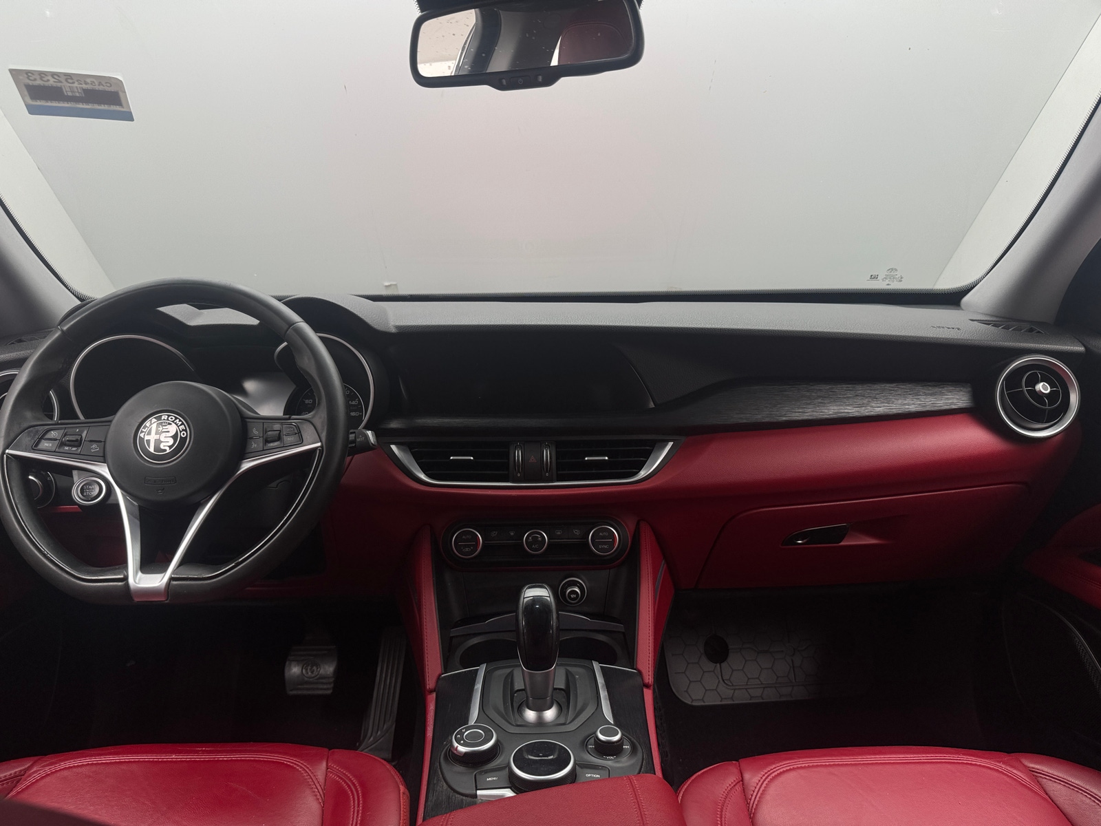 Thumbnail: 2019 Alfa Romeo Stelvio - 2