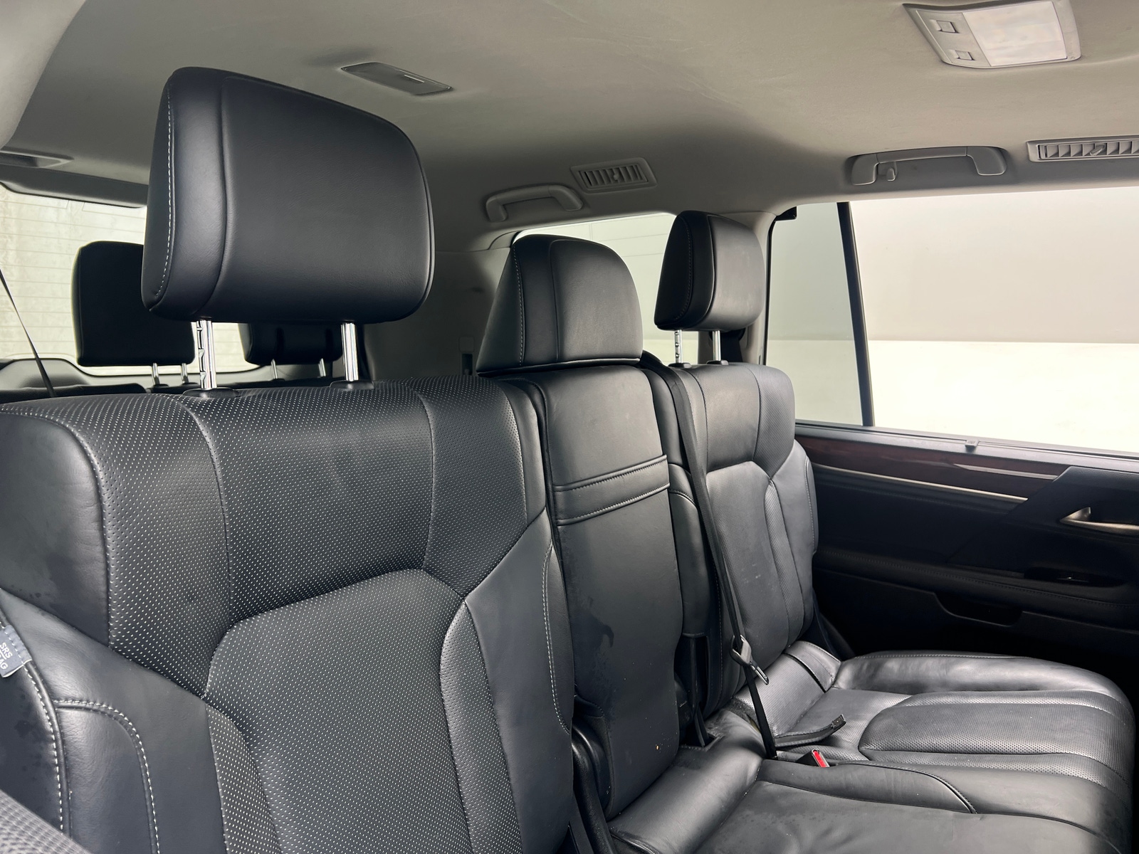 Thumbnail: 2018 Lexus LX - 5
