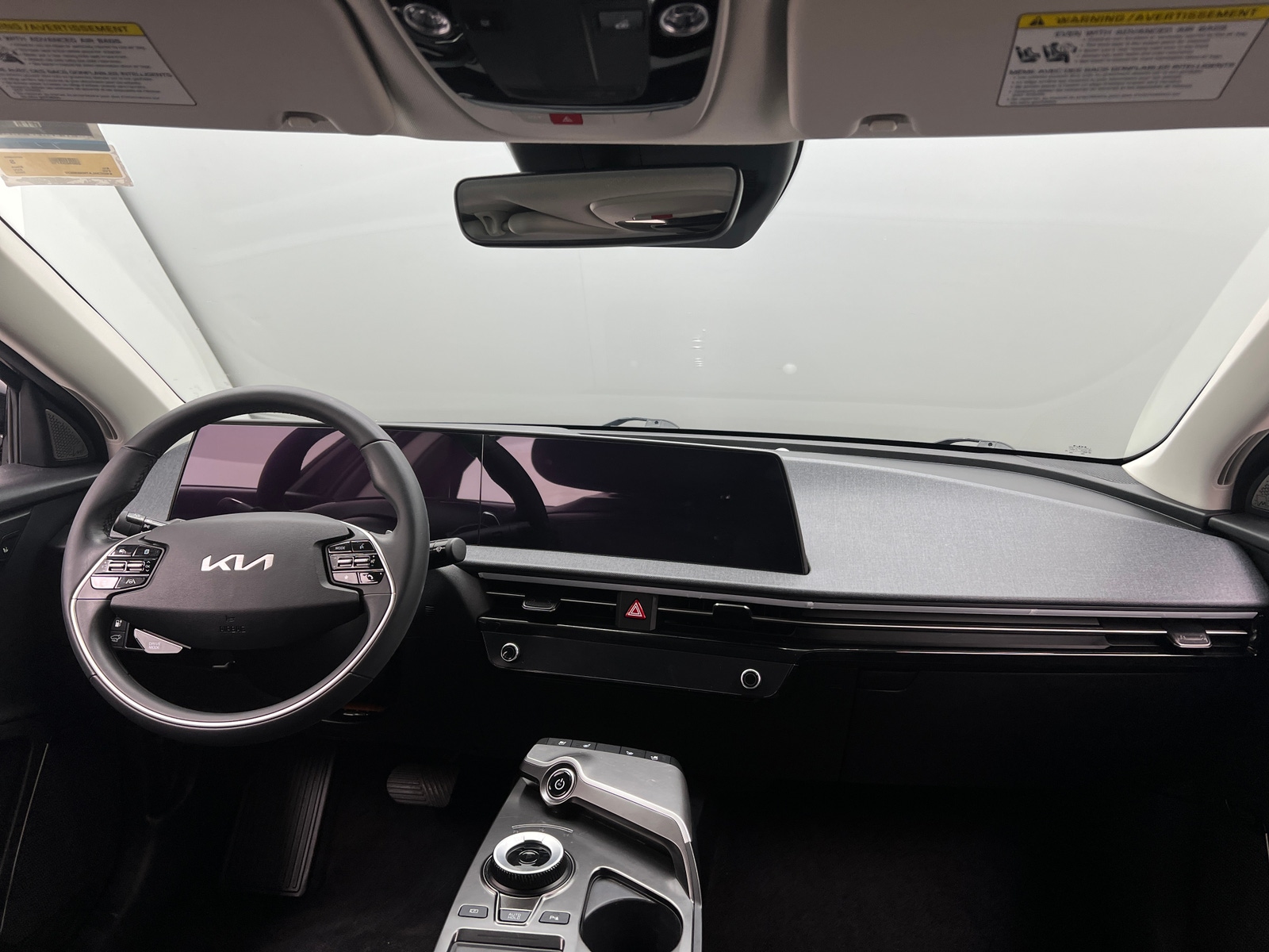 Thumbnail: 2022 Kia EV6 - 2